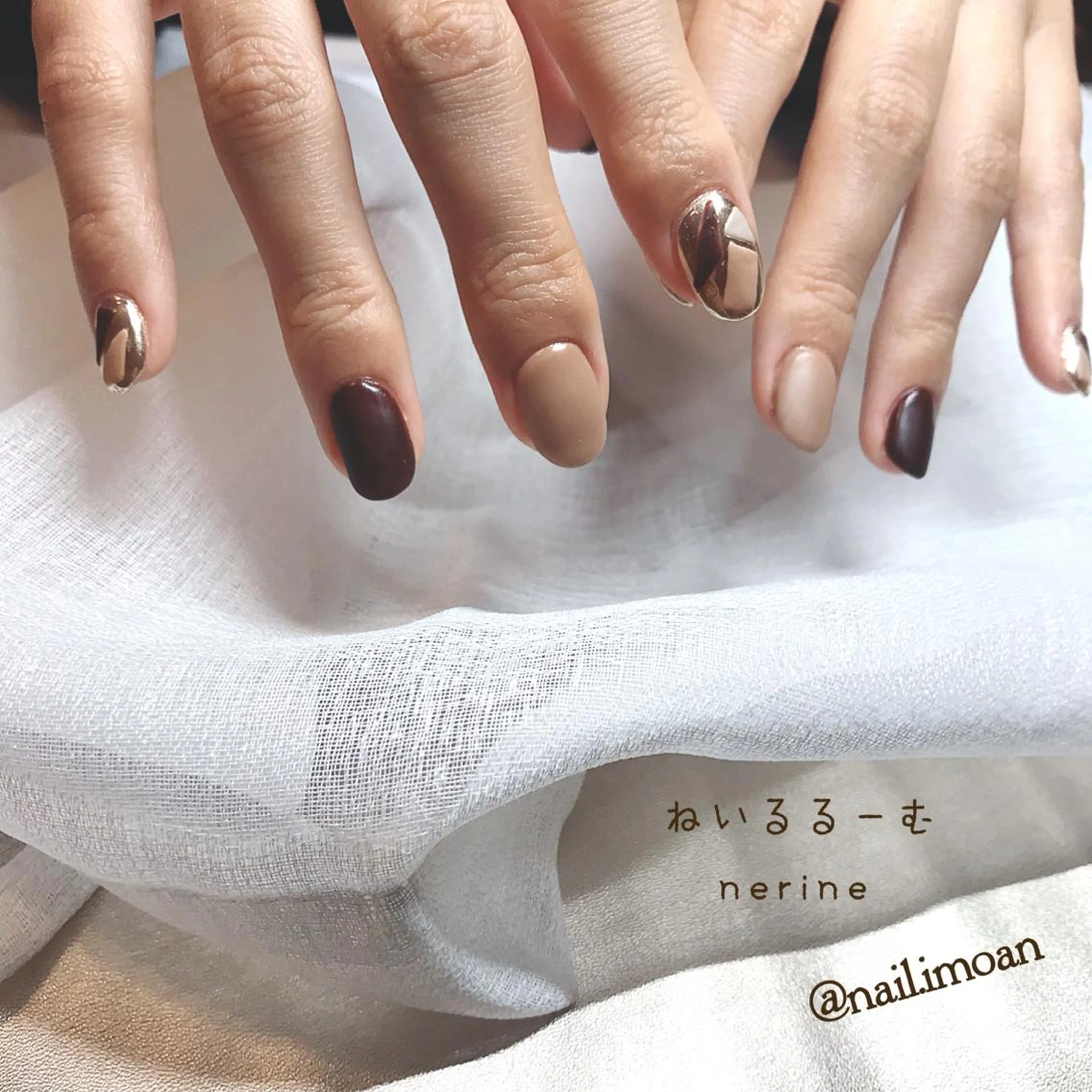 ネイル NAILST Naomiのネイルデザイン