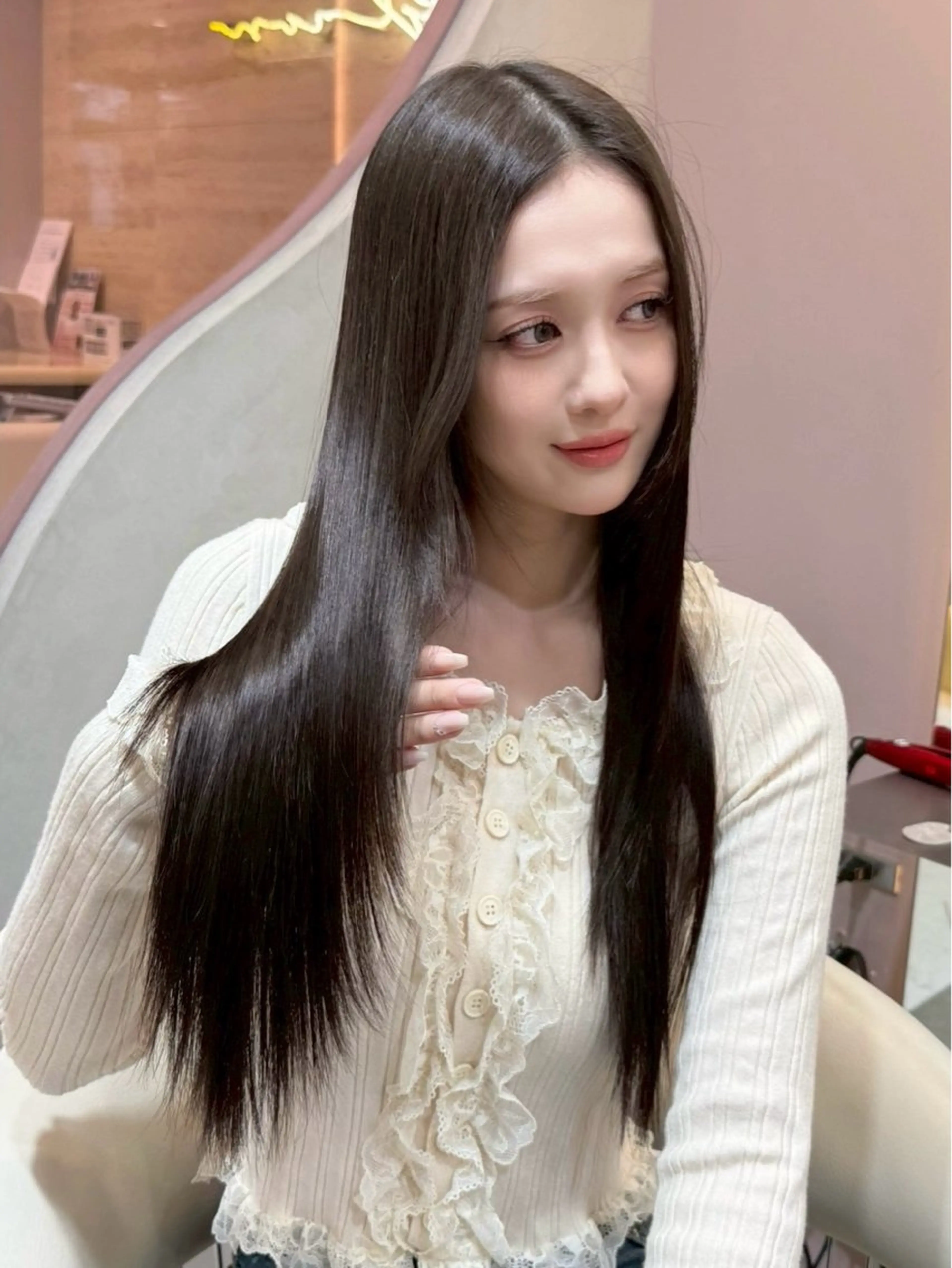 ミディアム 縮毛矯正 トリートメント ブリーチなしW🎀 髪質改善／はのんのヘアスタイル