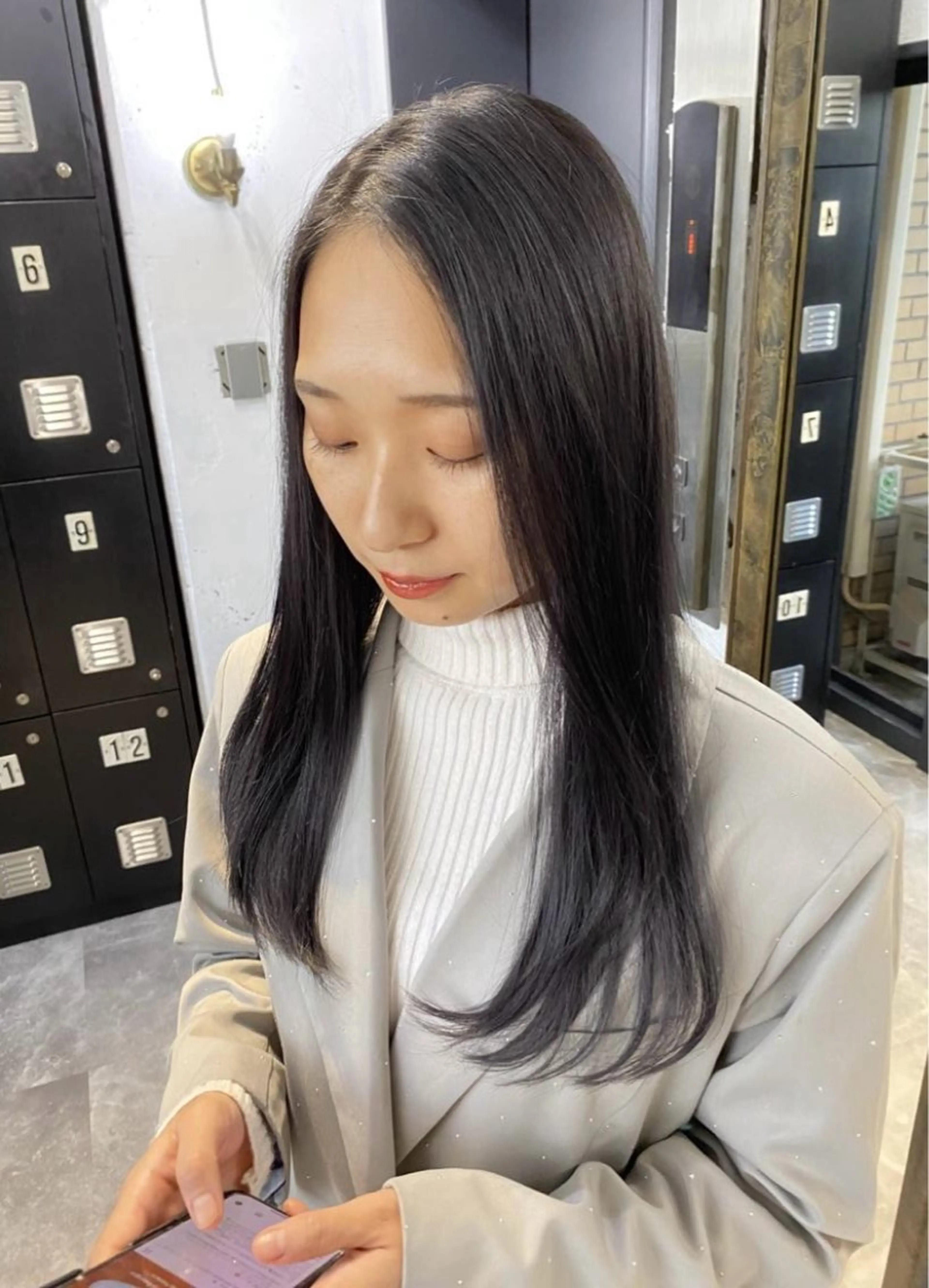 セミロング カラー 髪質改善/ハイトーン MOLAのヘアスタイル