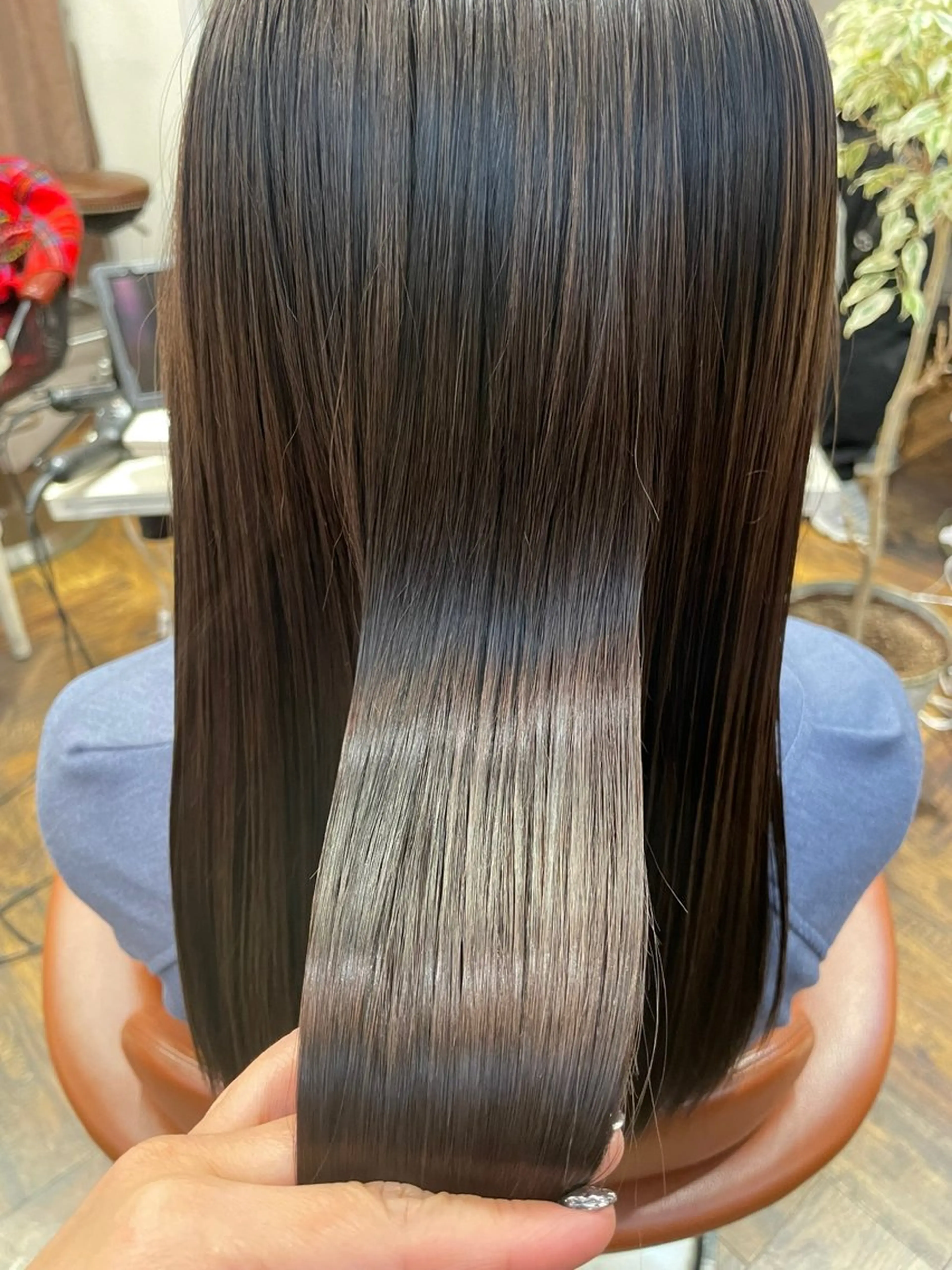 水素トリートメント✨ミネコラ✨&カラー&カットの写真