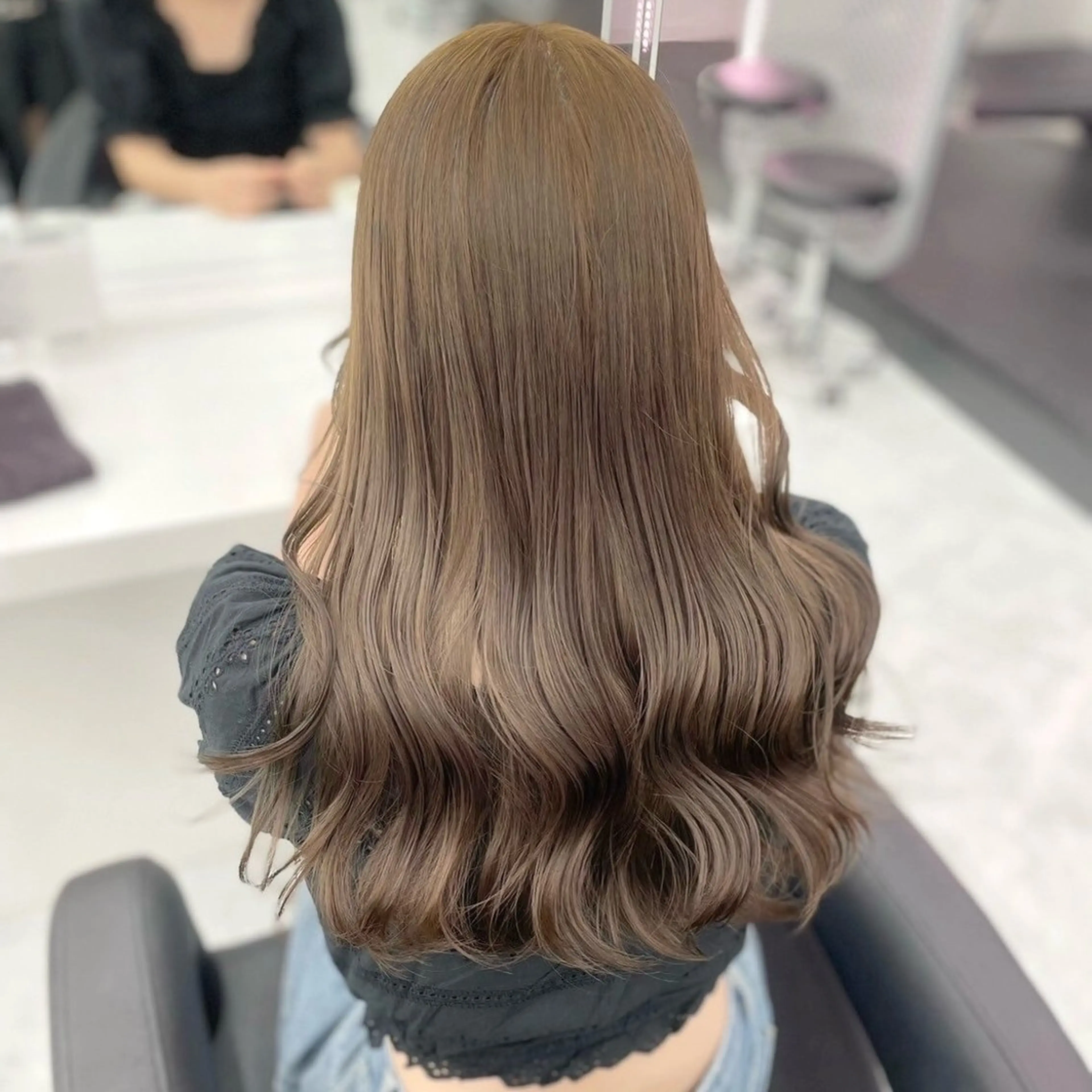 ロング カラー ヘアカラー トリートメント ヘッドスパ 韓国風艶髪🎀 暖色カラー🤍のヘアスタイル
