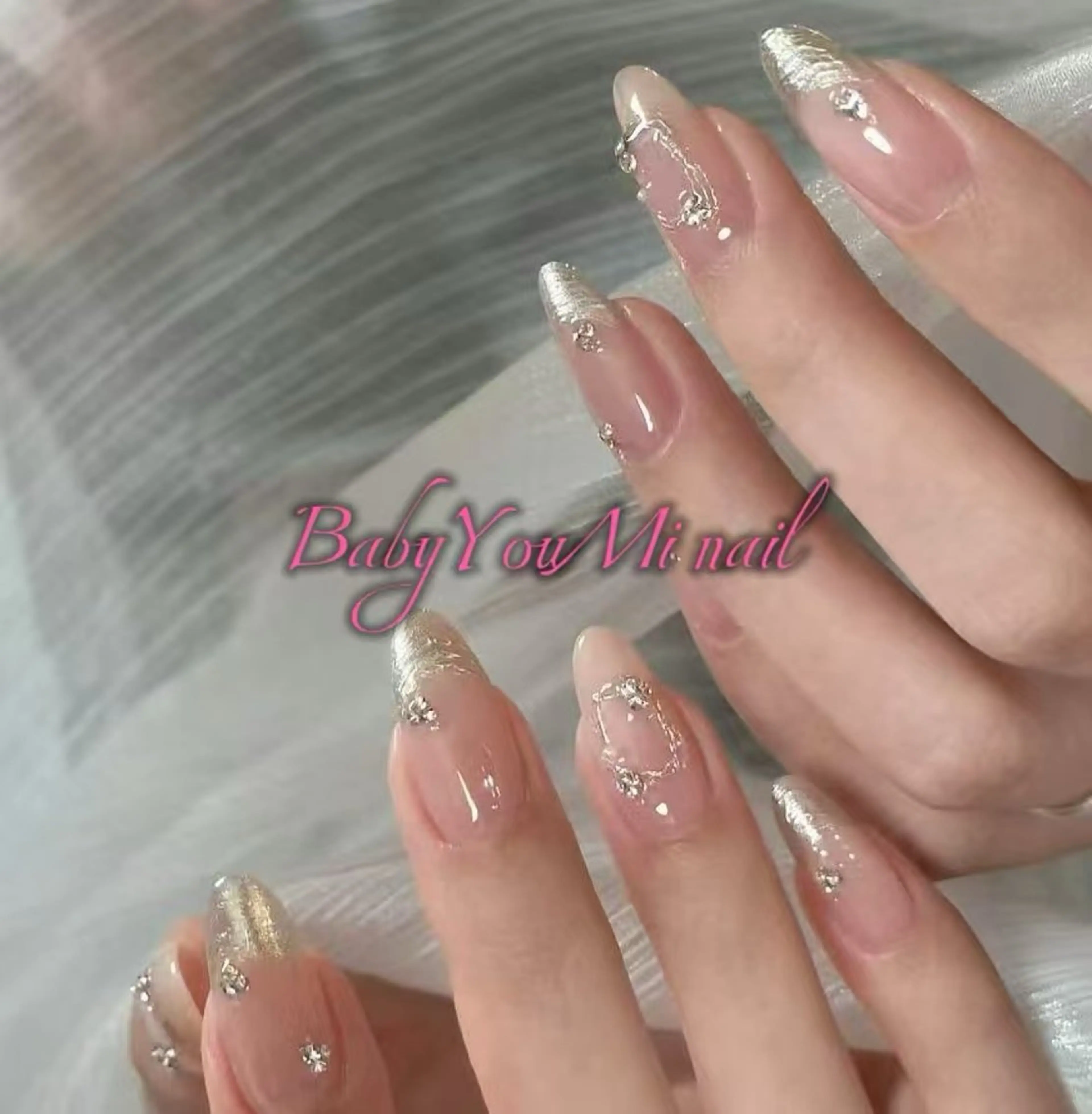 ネイル オーロラネイル フラワーネイル フットネイル フレンチネイル ジェルネイル ハンドネイル BabyYouMi nailのネイルデザイン