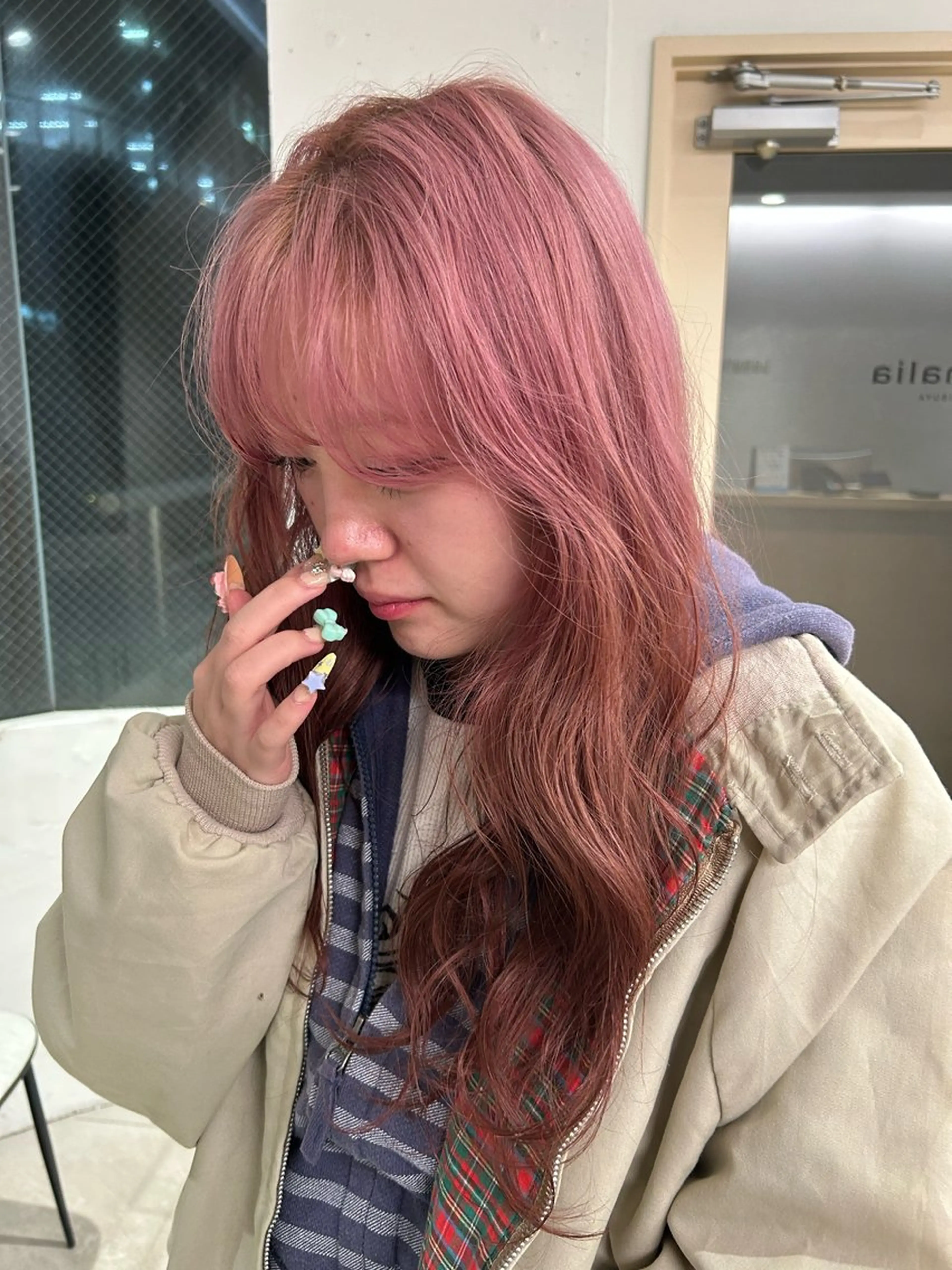 【ケアブリーチ】1.5回ブリーチ+トナーカラー+トリートメントの写真