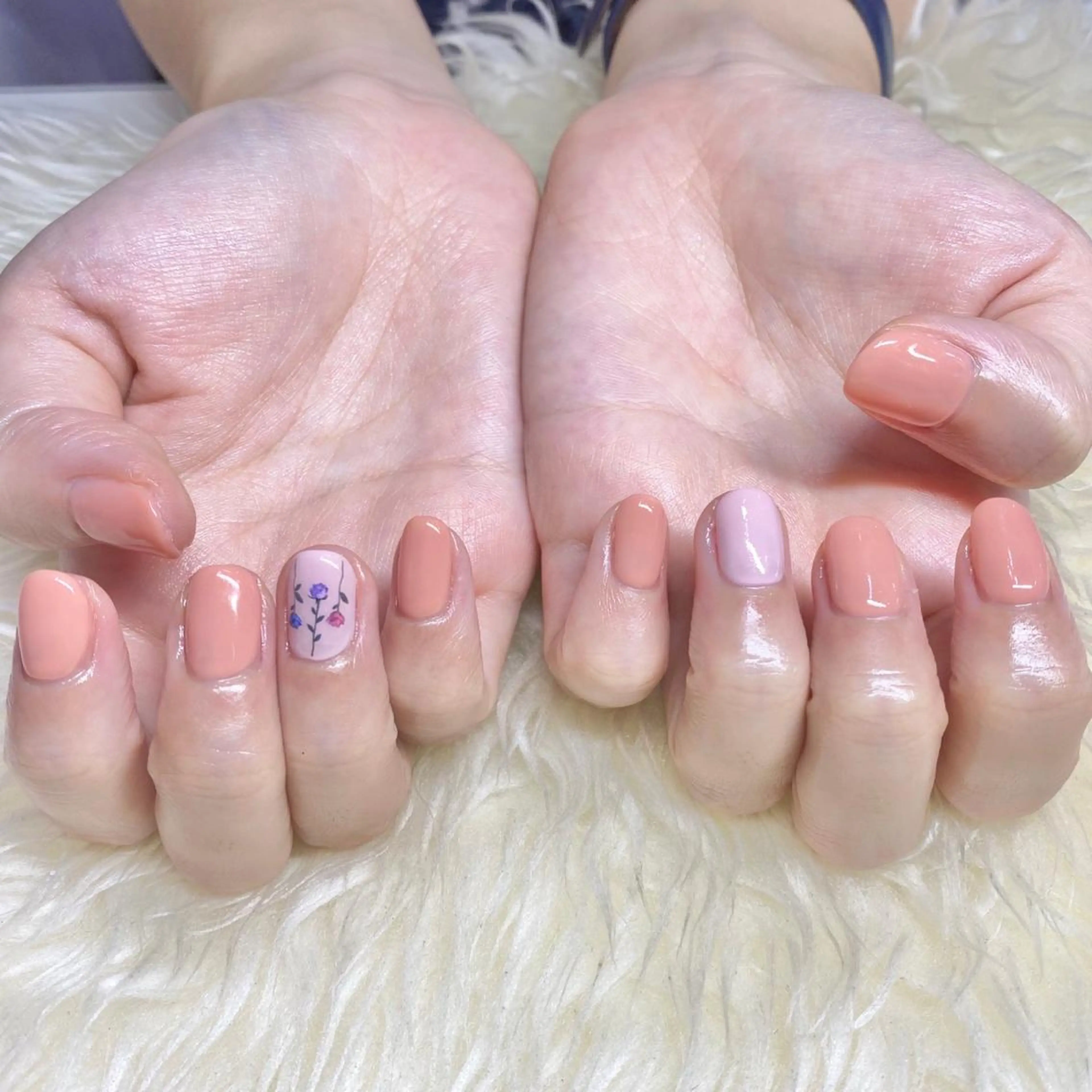ネイル シンプルネイル ハンドネイル Nail&eye Belire 新宿のネイルデザイン
