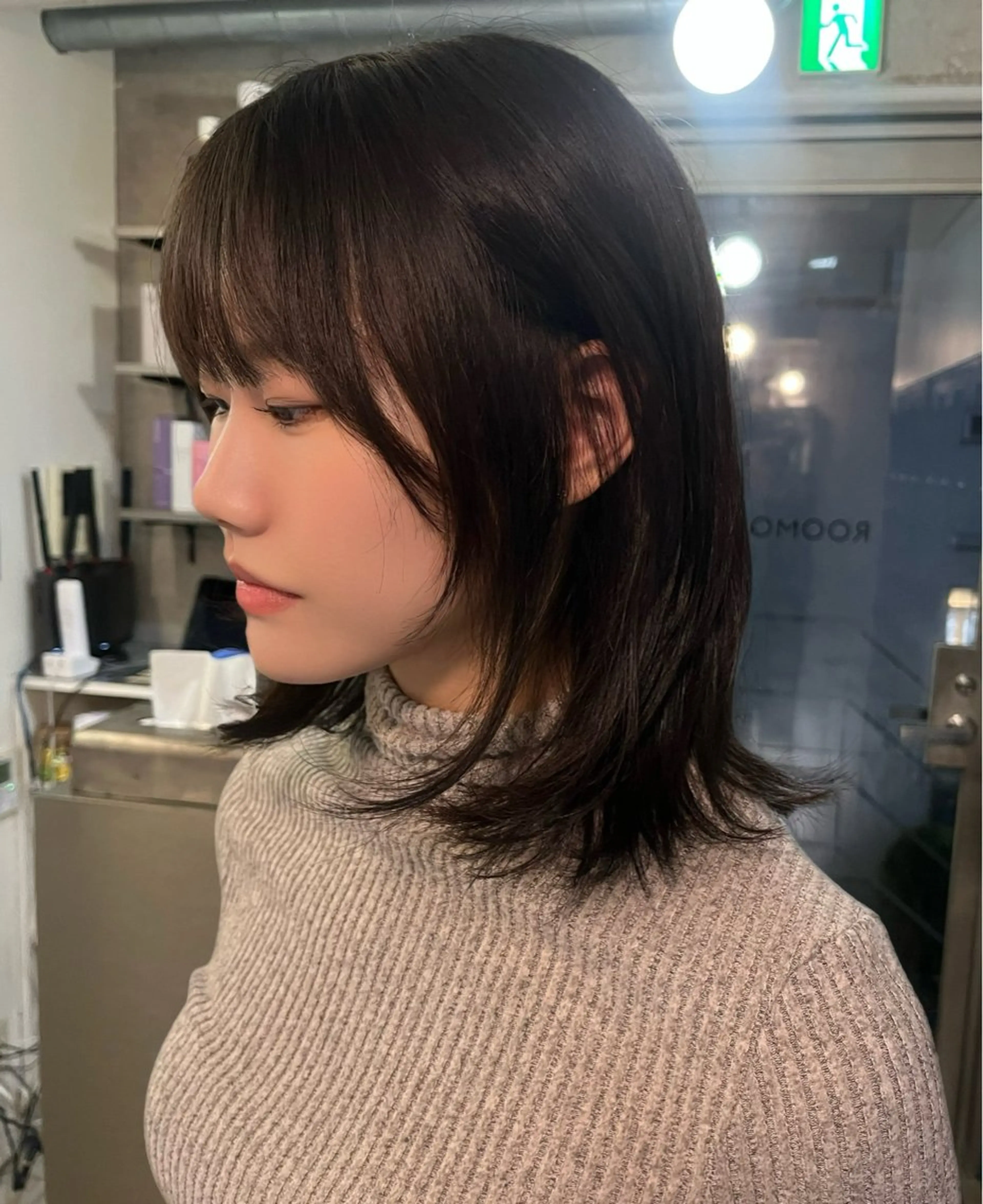 ミディアム ミディアムレイヤー レイヤーカット カット 韓国ボブ/ハッシュ カットKIRAのヘアスタイル
