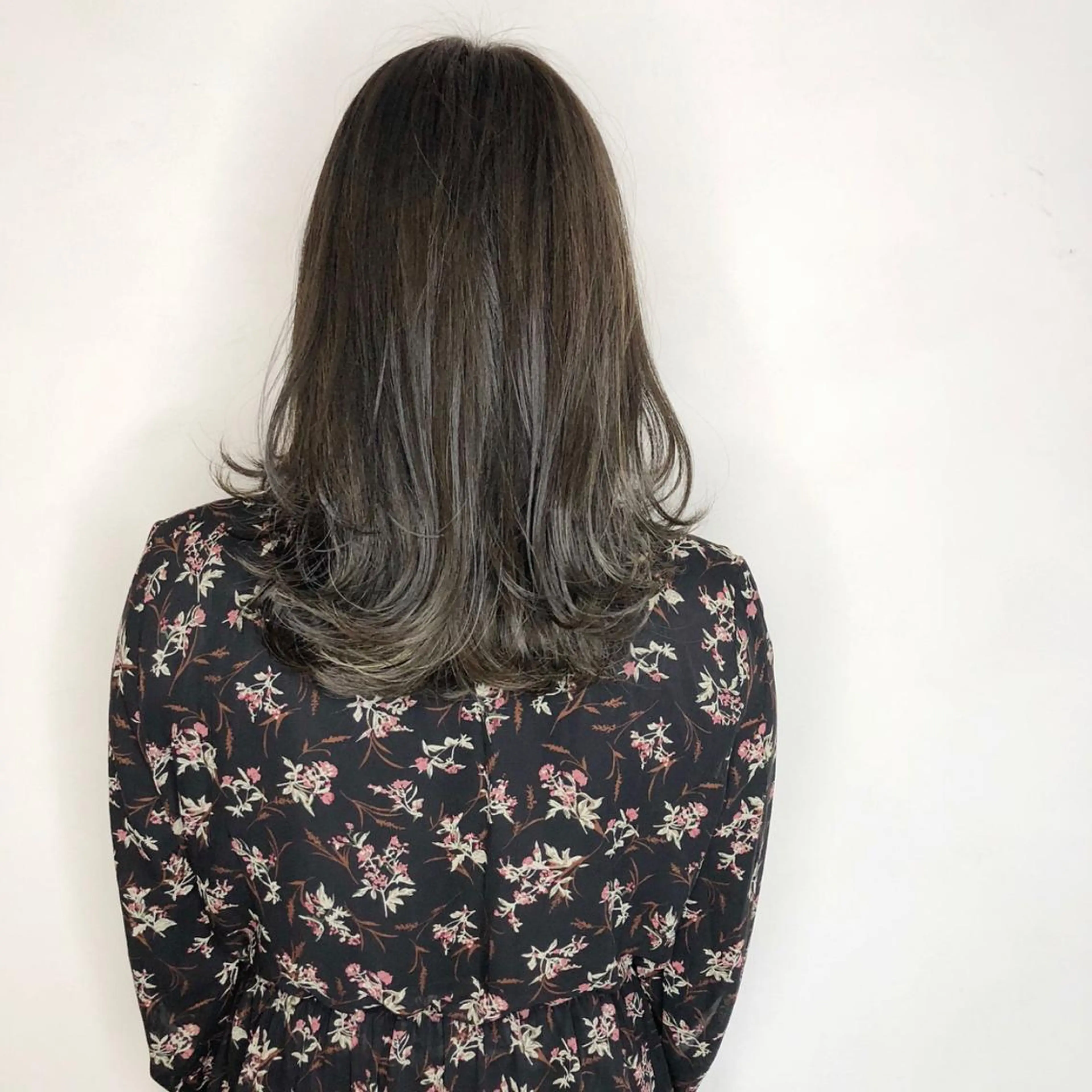 ミディアム カラー カラーモデル募集中 美容室ハピスのヘアスタイル
