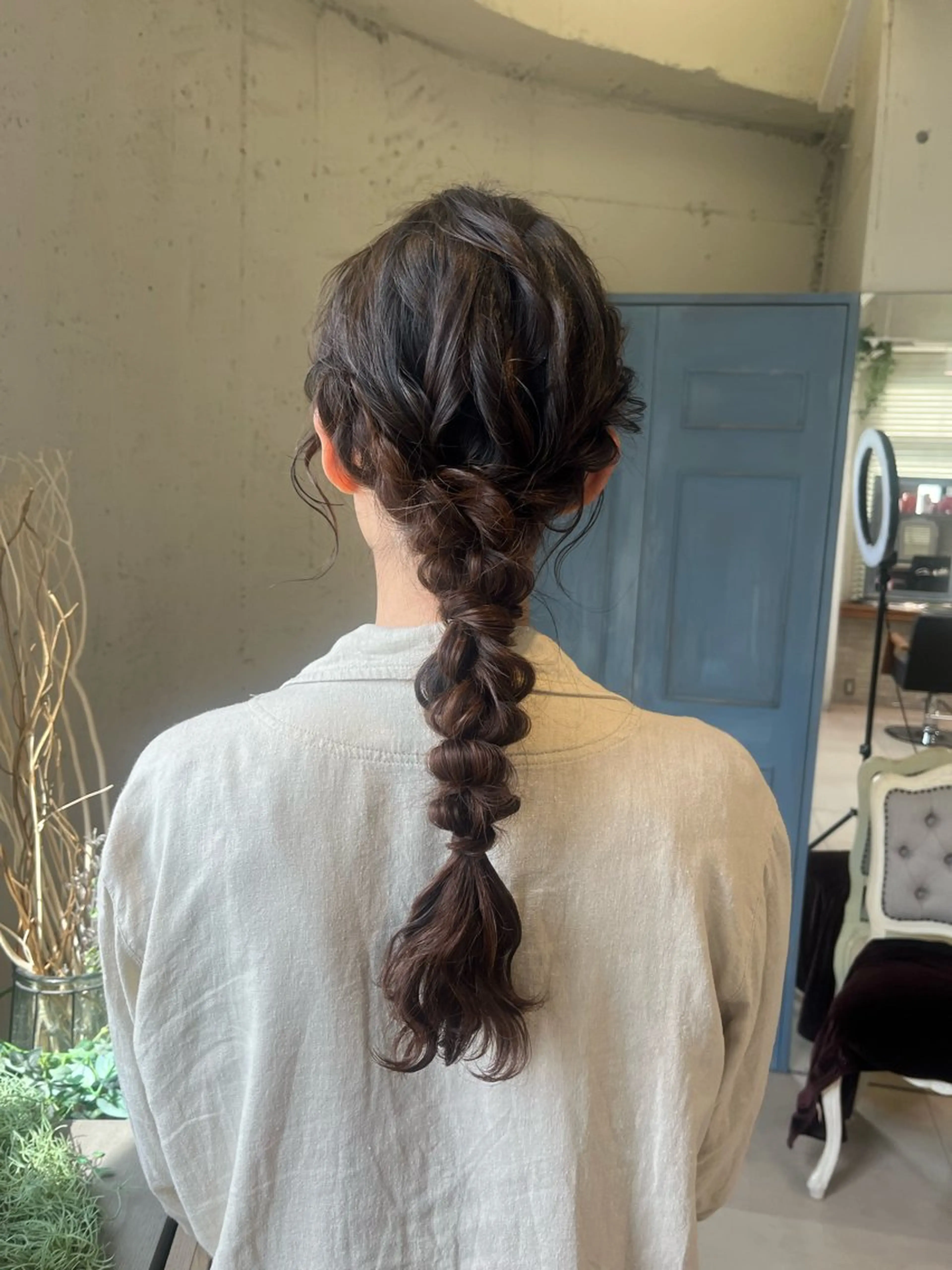セミロング ヘアアレンジ Froom🌻 村上夏菜のネイルデザイン