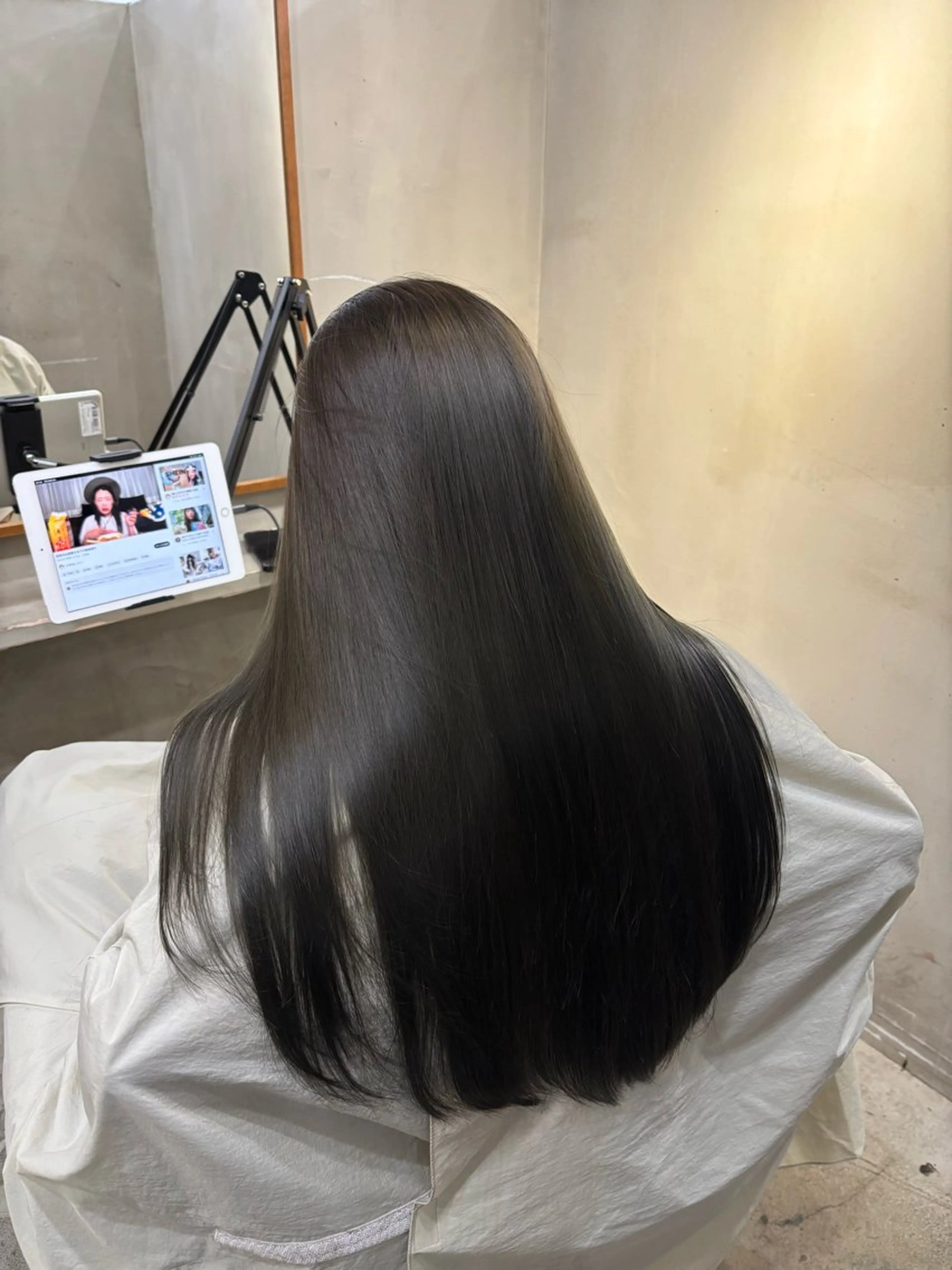 ロング カラー ブリーチ ダブルカラー ブリーチなしカラー オリーブカラー ヘアカラー 中園康 /カラー/ブリーチのヘアスタイル