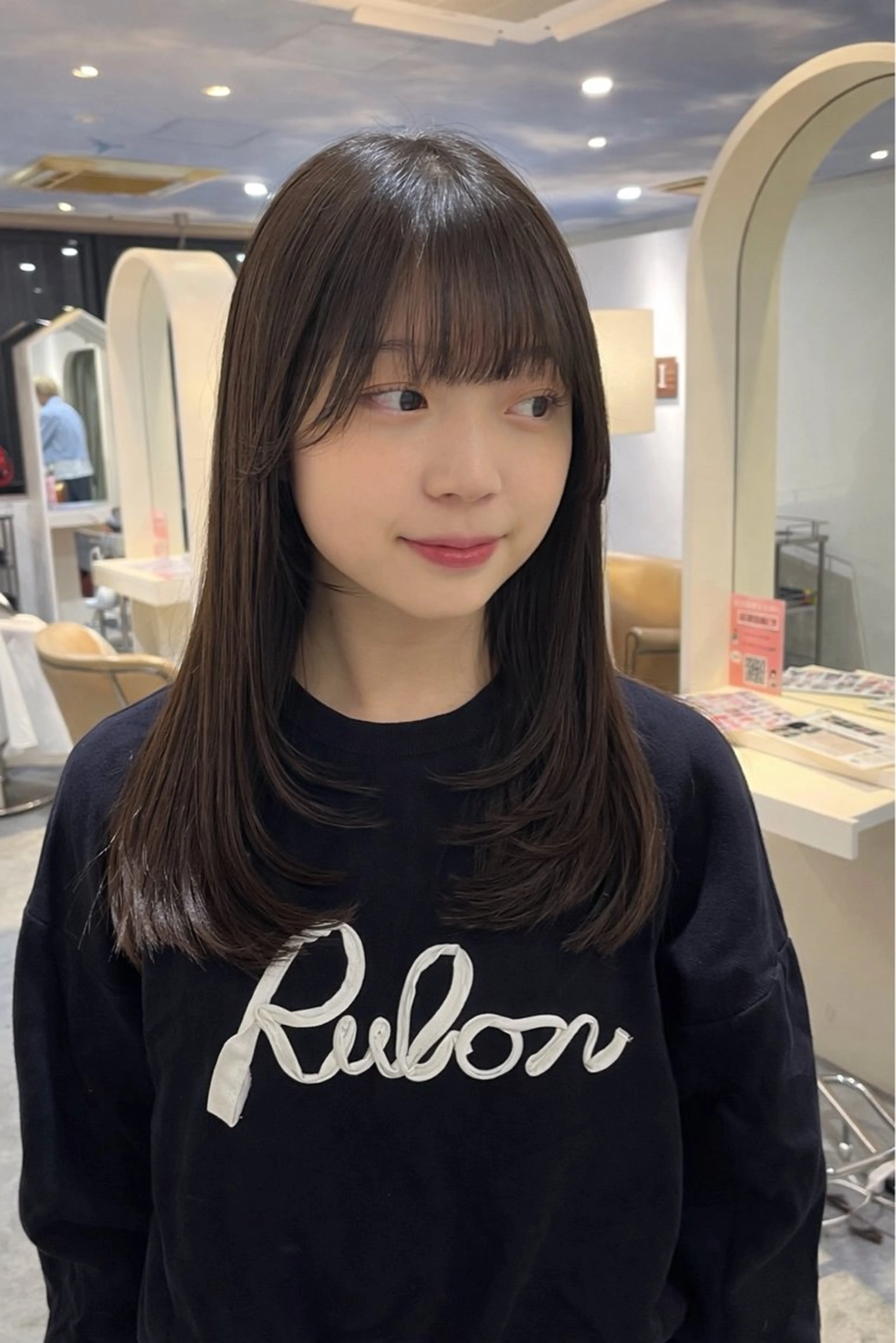 セミロング レイヤーカット/ 艶カラー/YUKAのヘアスタイル