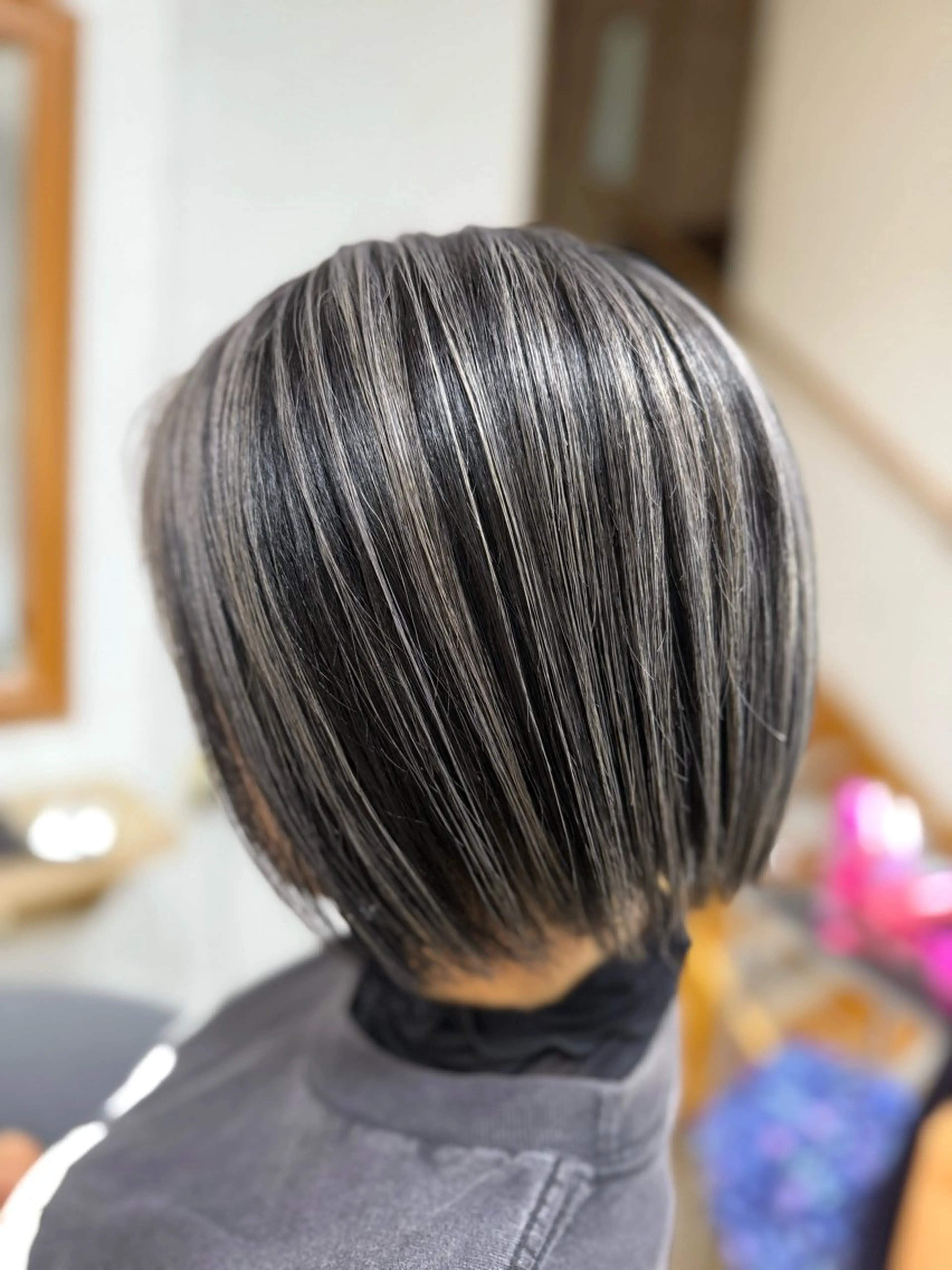 カラー 軍司 心奈のヘアスタイル