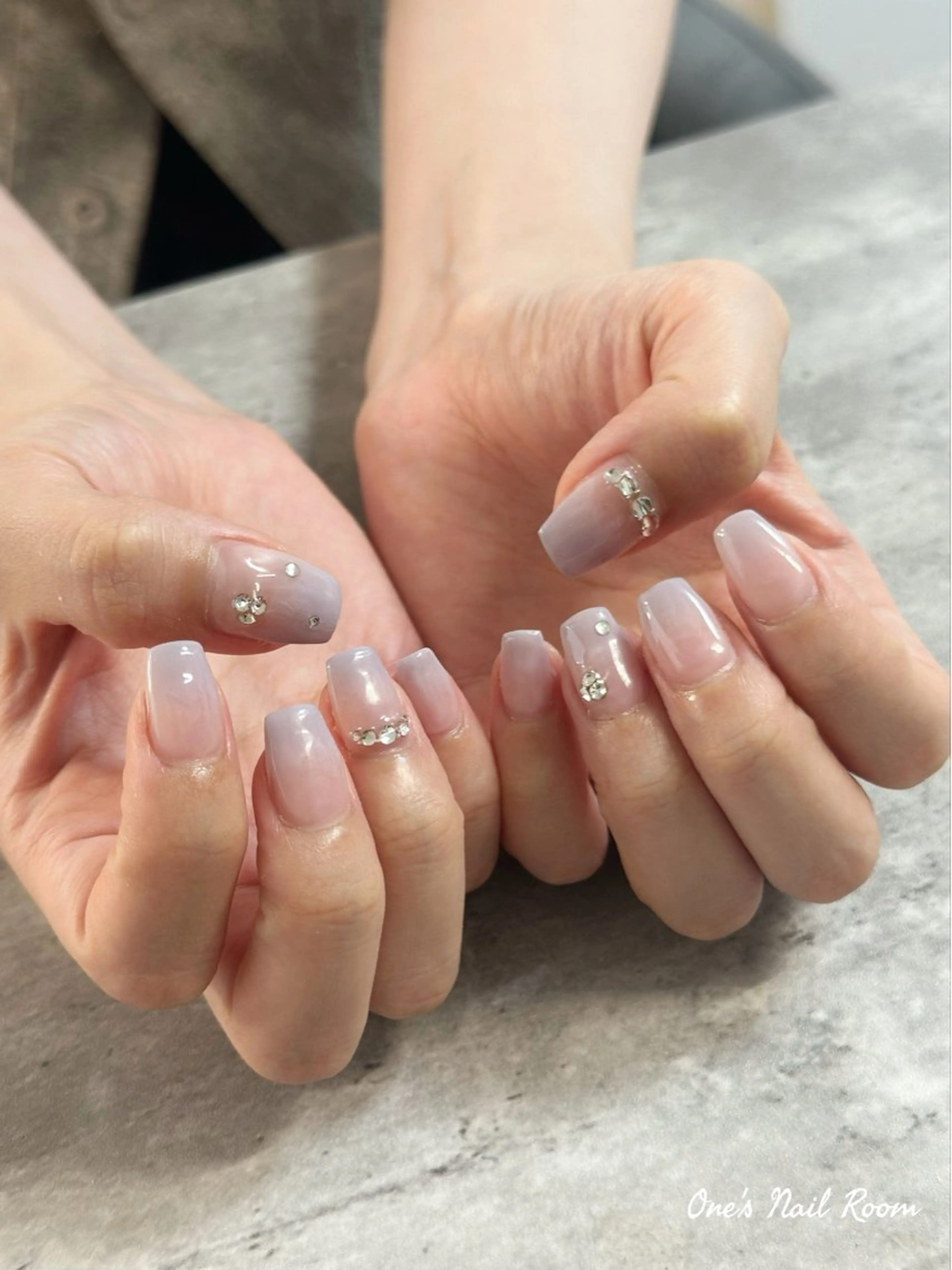 ネイル ハンドネイル One's Nail Roomのネイルデザイン