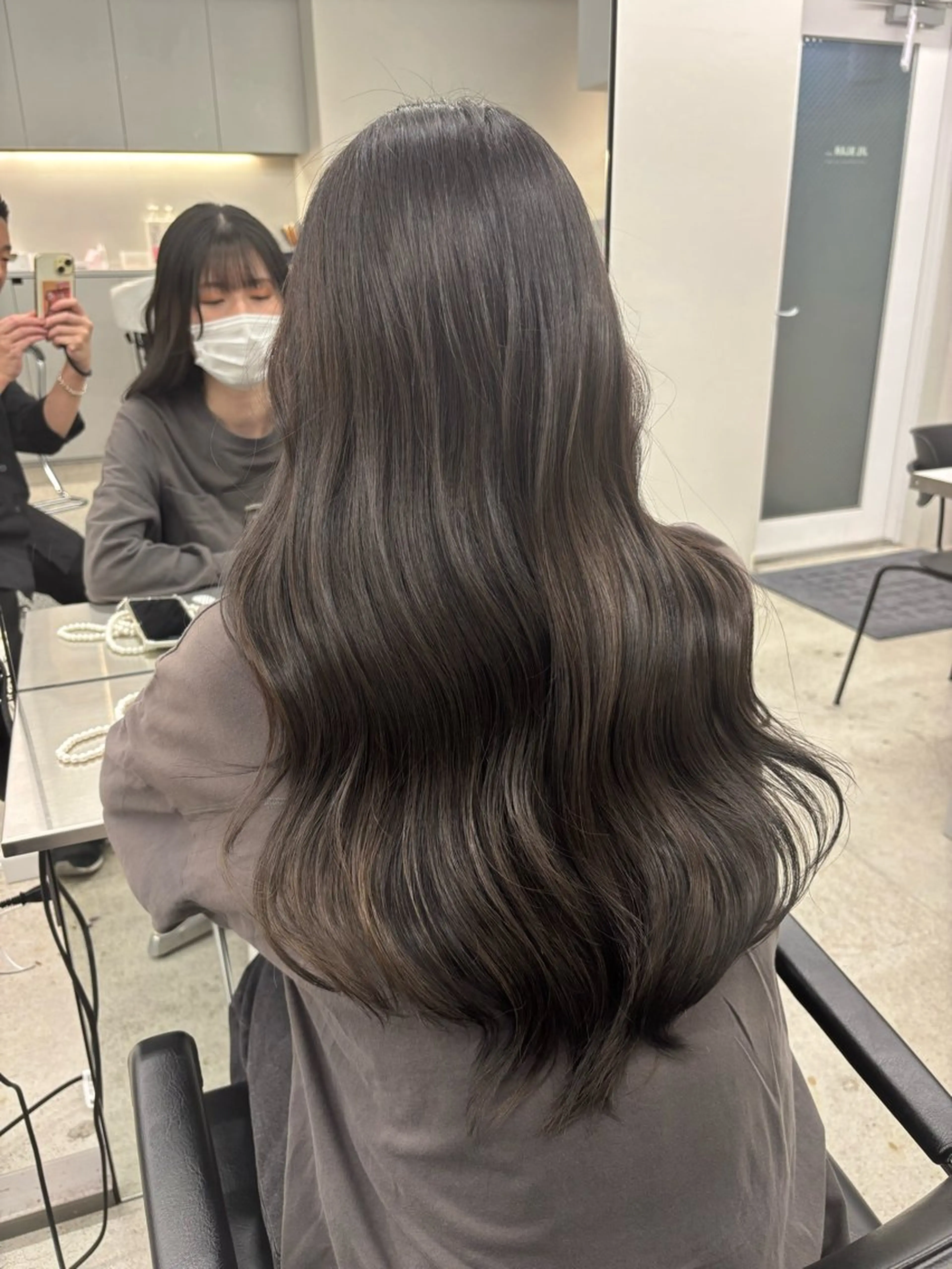 セミロング カラー グレージュ 🎀透明感× 赤み消し🎀正源のヘアスタイル