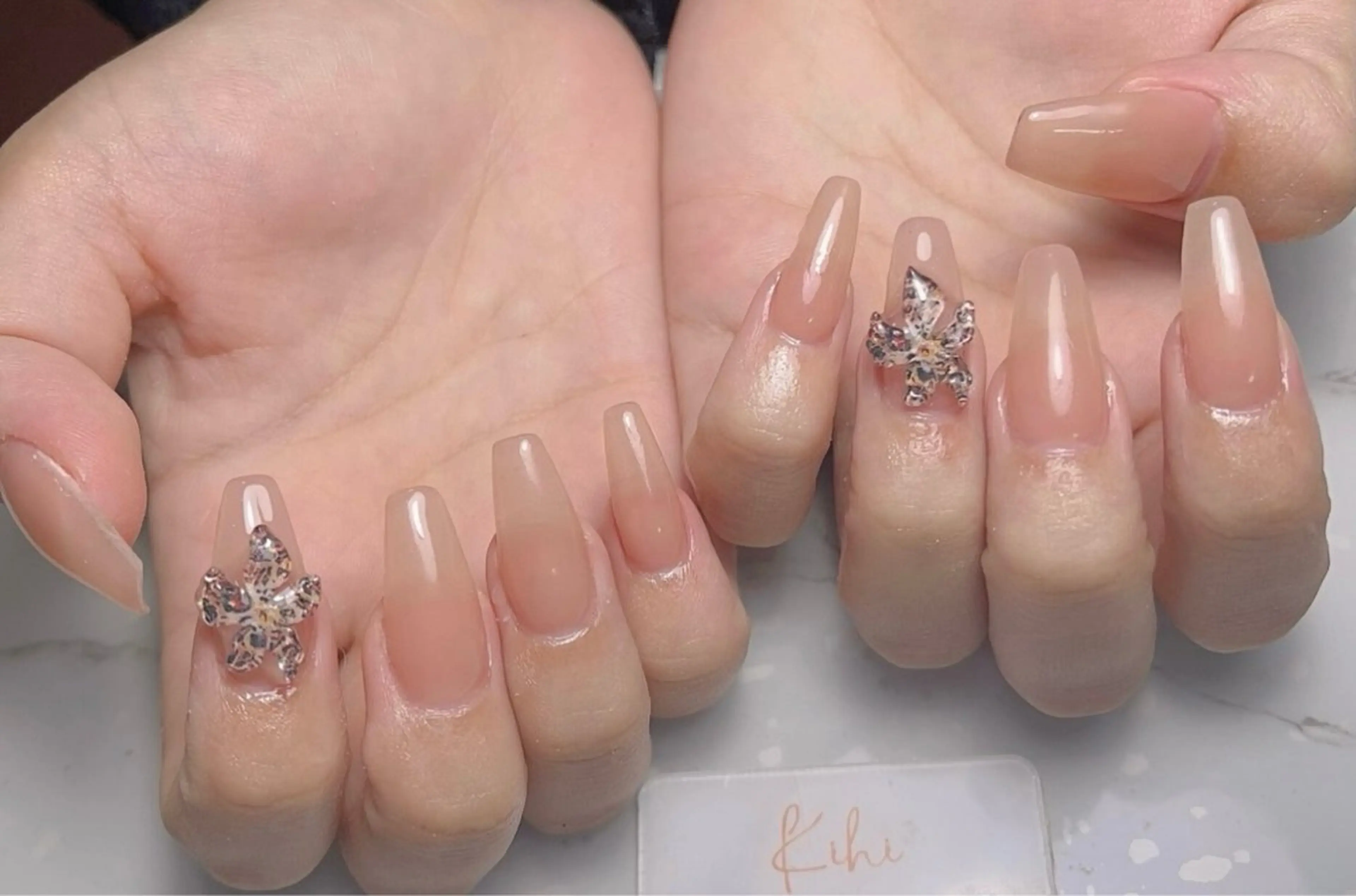 ネイル 林 Yunaのネイルデザイン