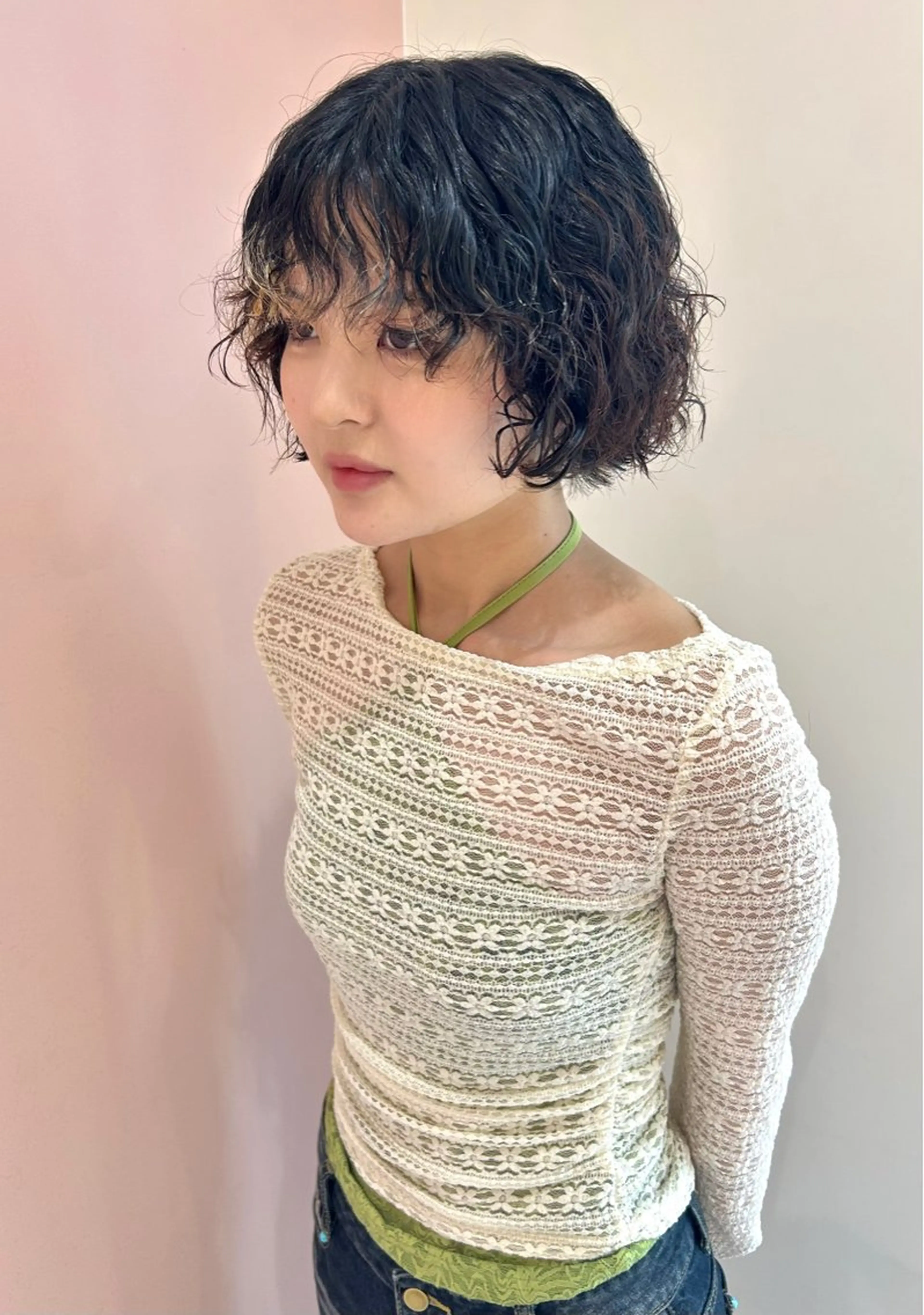 ショート パーマ Via  京都烏丸所属・RINA/ハイトーン /レイヤー/髪質改善のヘアスタイル