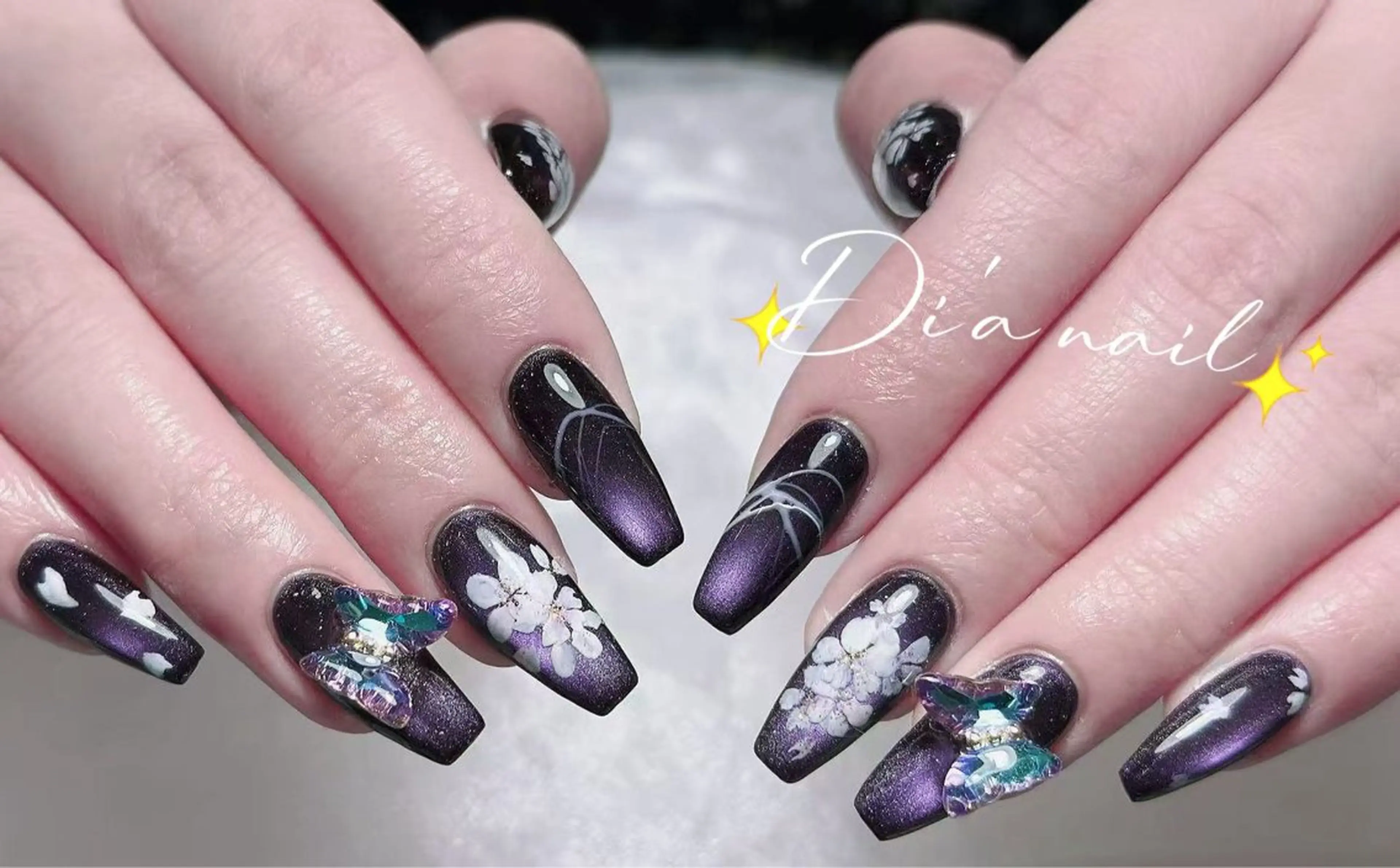 ネイル チークネイル ジェルネイル グラデーション マグネットネイル ニュアンスネイル Di'a nail ネイルサロンのネイルデザイン