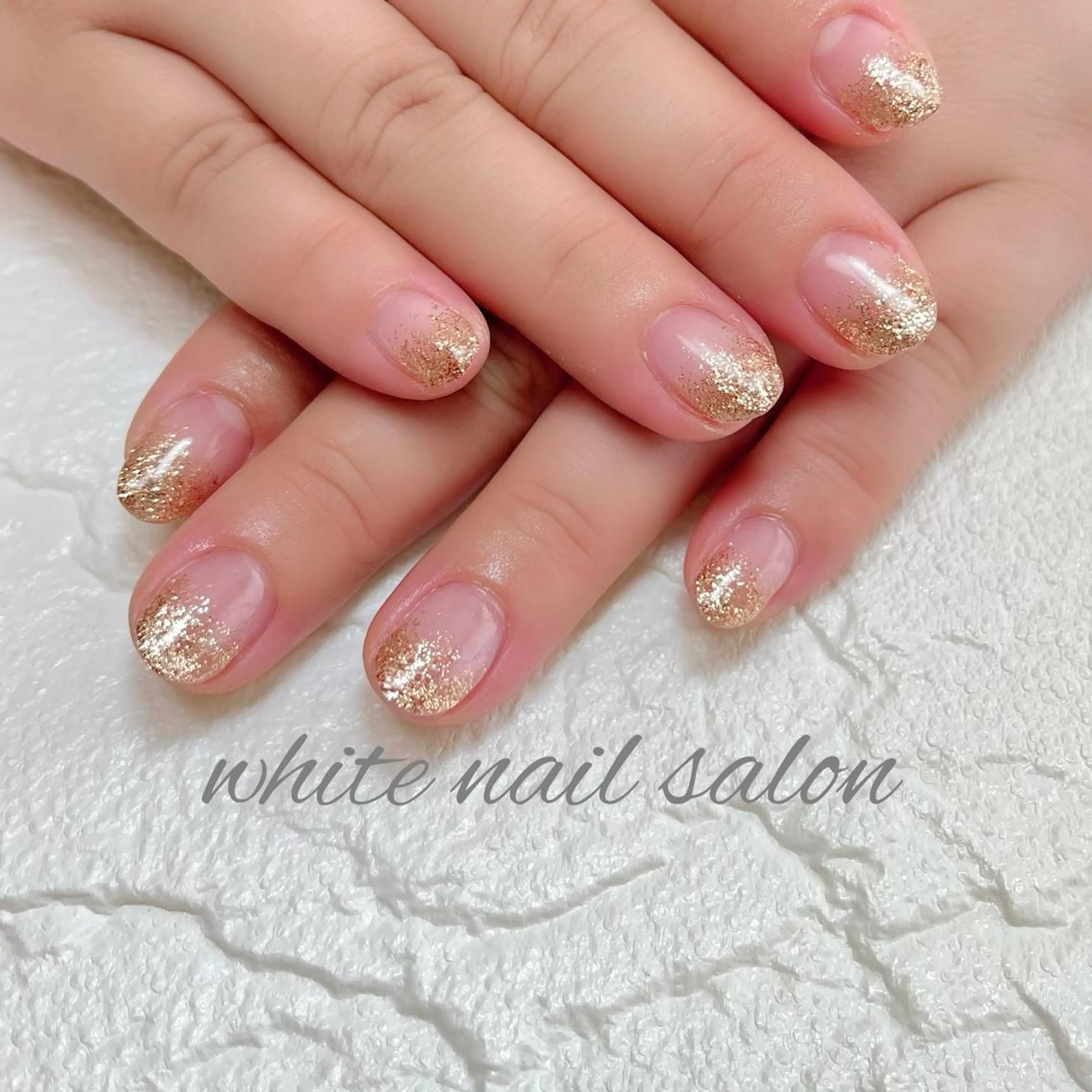 ネイル フットネイル ジェルネイル ハードジェル ラメ(グリッター) 持ち込み white nail salonのネイルデザイン