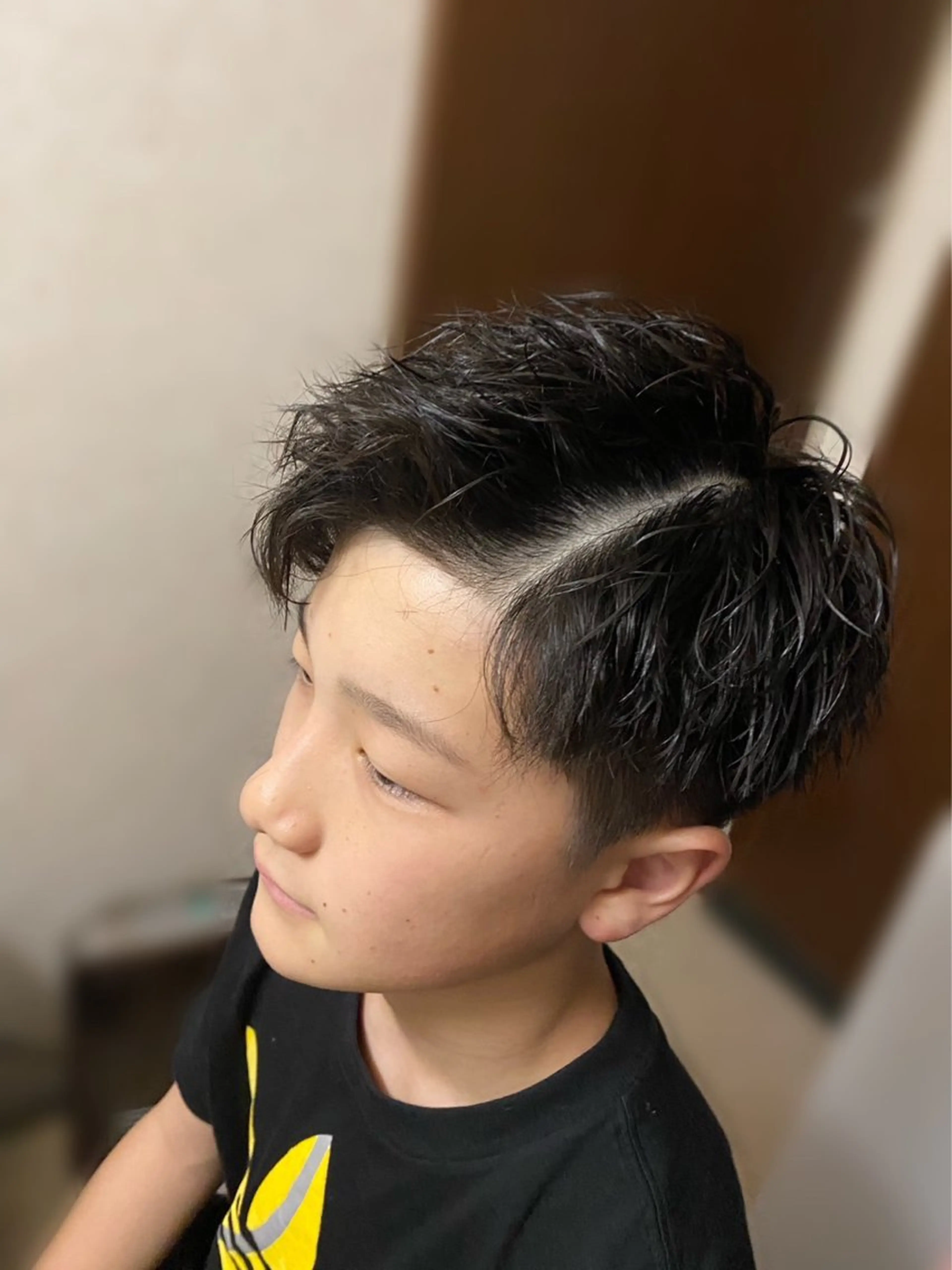 ショート メンズ フェードカット メンズパーマ 七三 ルピナス中田店長 山口大地のヘアスタイル