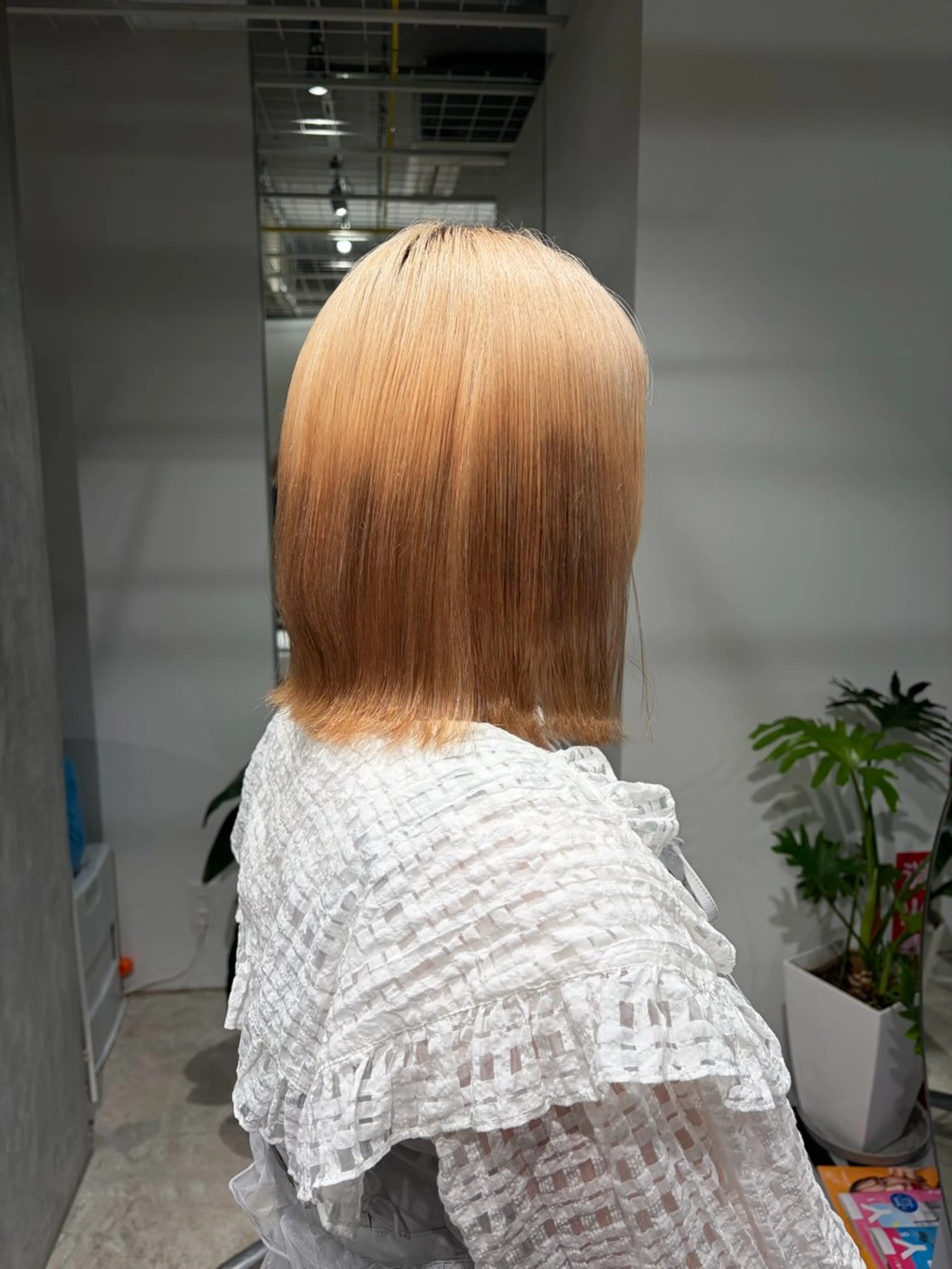 ショート ボブ カット ヘアカラー 村越 琉花のヘアスタイル