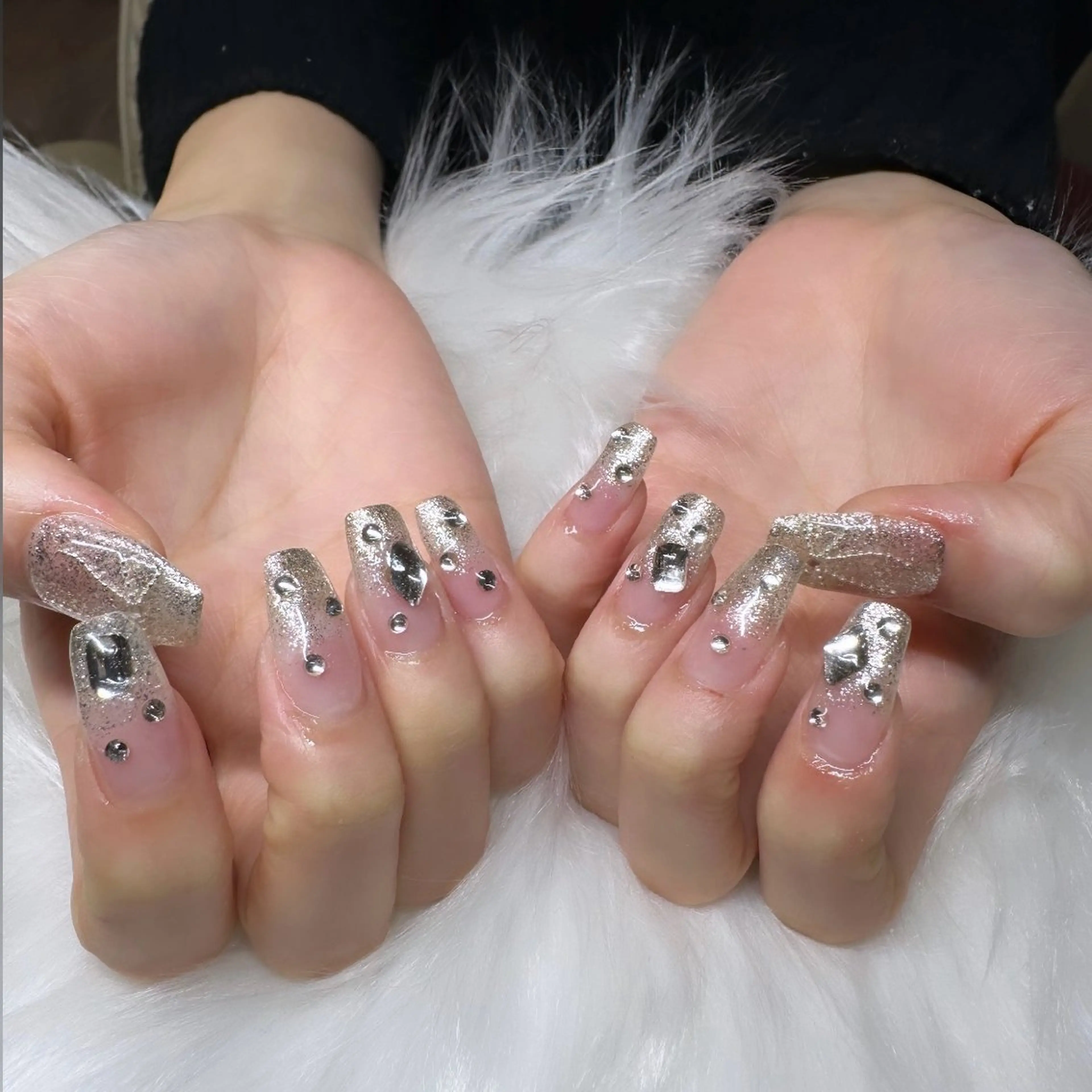 ネイル Laula🤍 ayakaのネイルデザイン