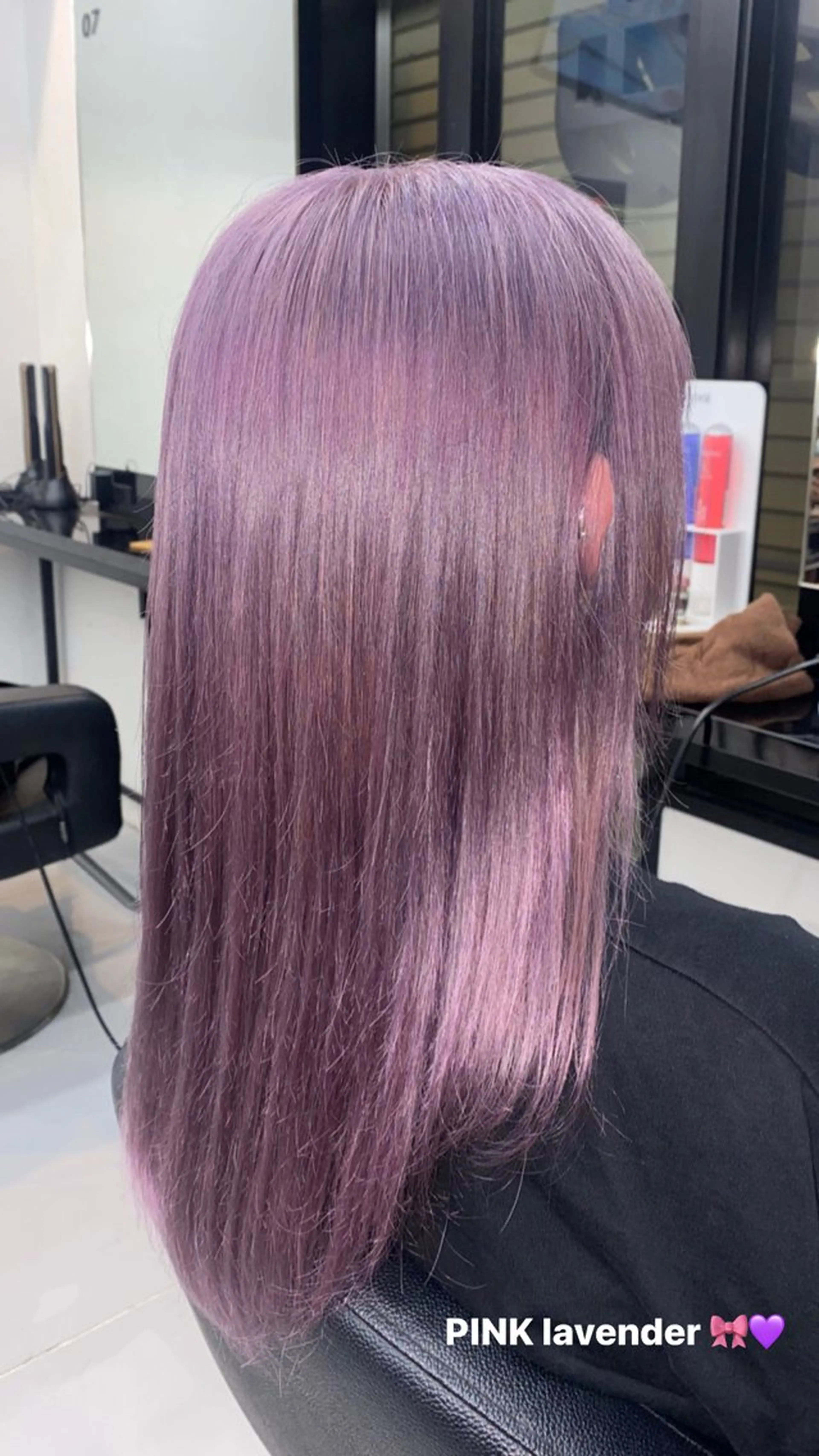 セミロング カラー Lapis 莉穂のヘアスタイル