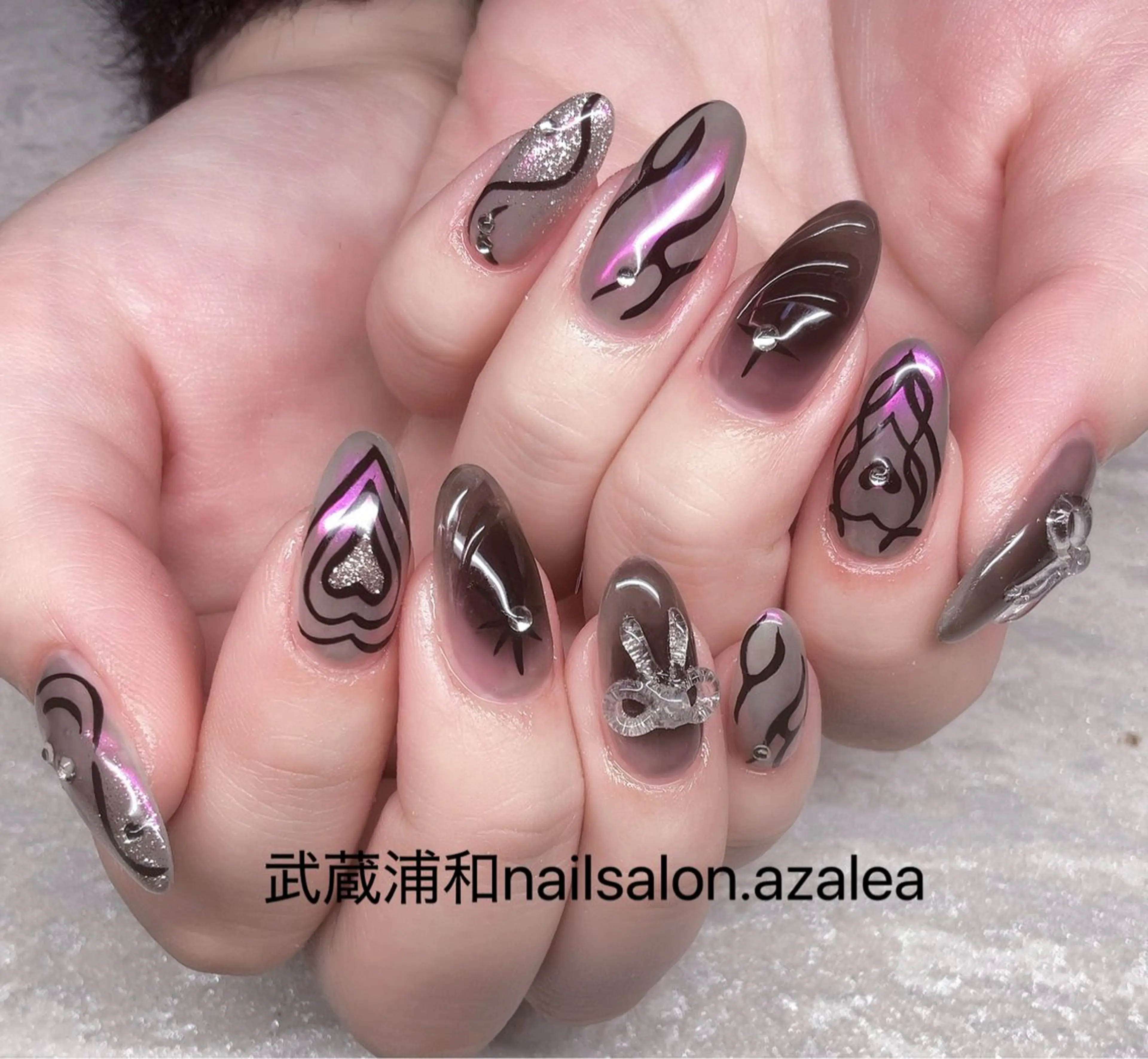 ネイル ハンドネイル R inのネイルデザイン