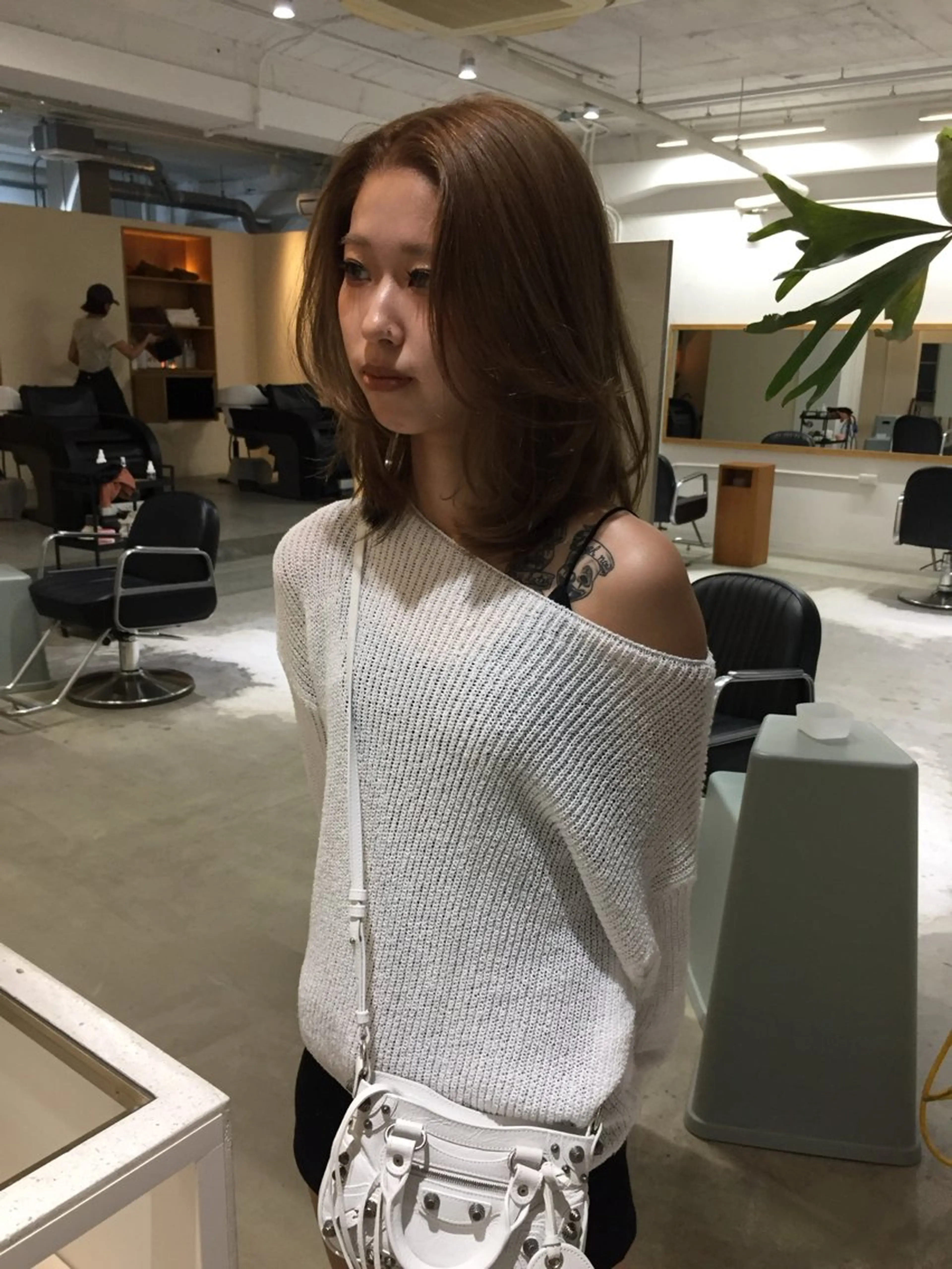 ミディアム 松林 芽依のヘアスタイル