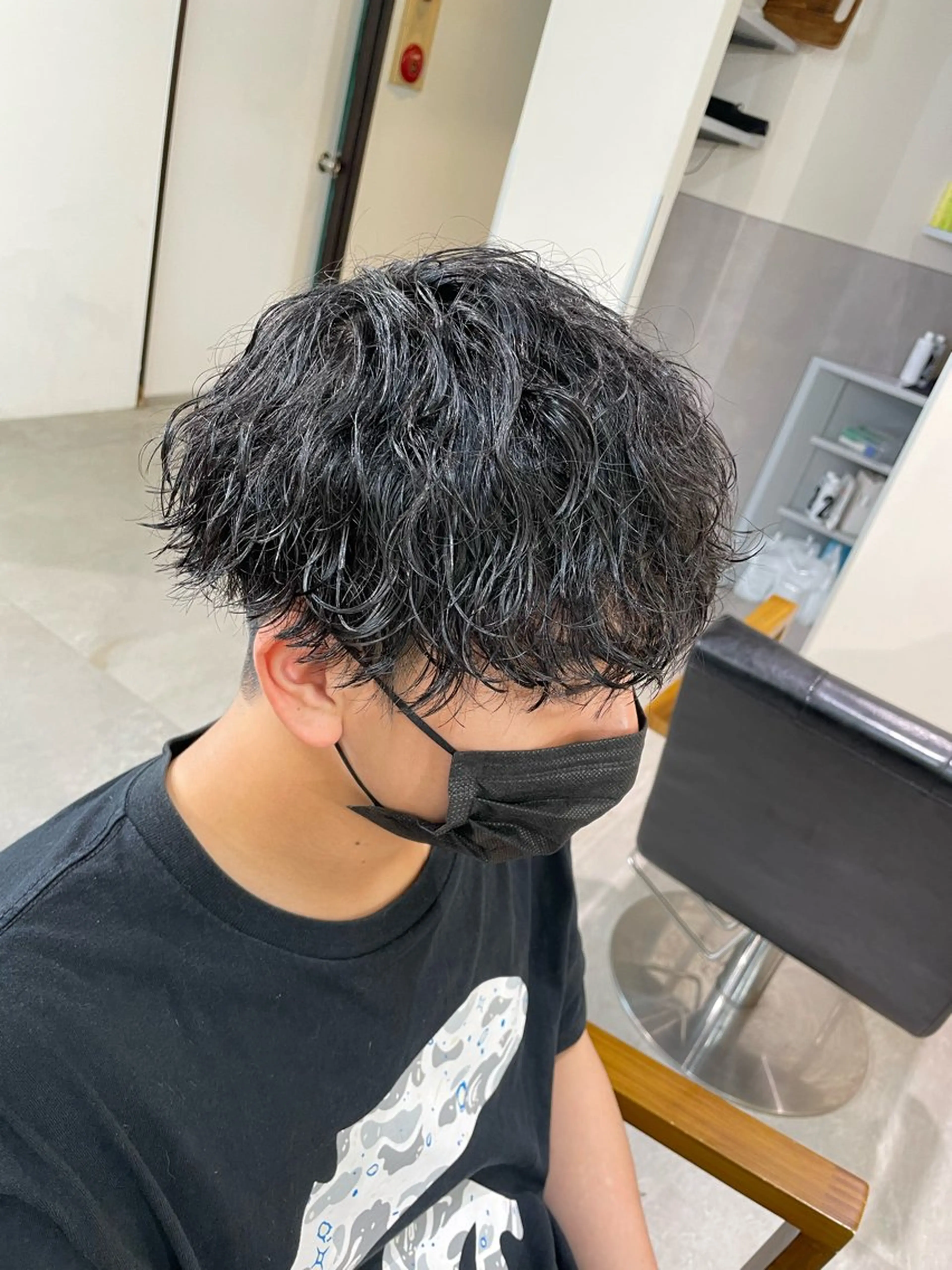ショート パーマ メンズ カット パーマ マエダ リョウのヘアスタイル