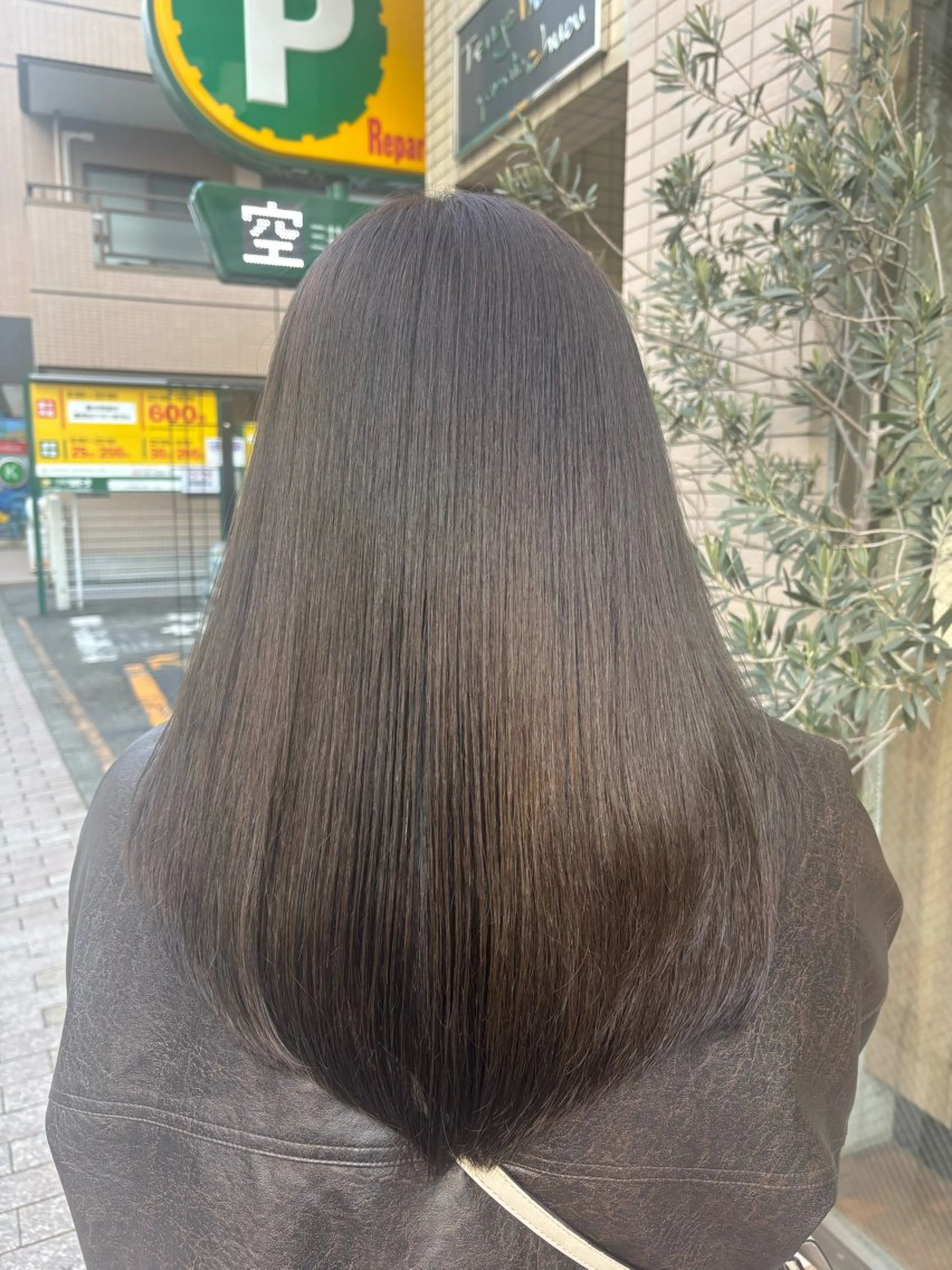 セミロング カラー 透明感カラー グレージュ 艶カラー🌸 SAKURAI🌸のヘアスタイル