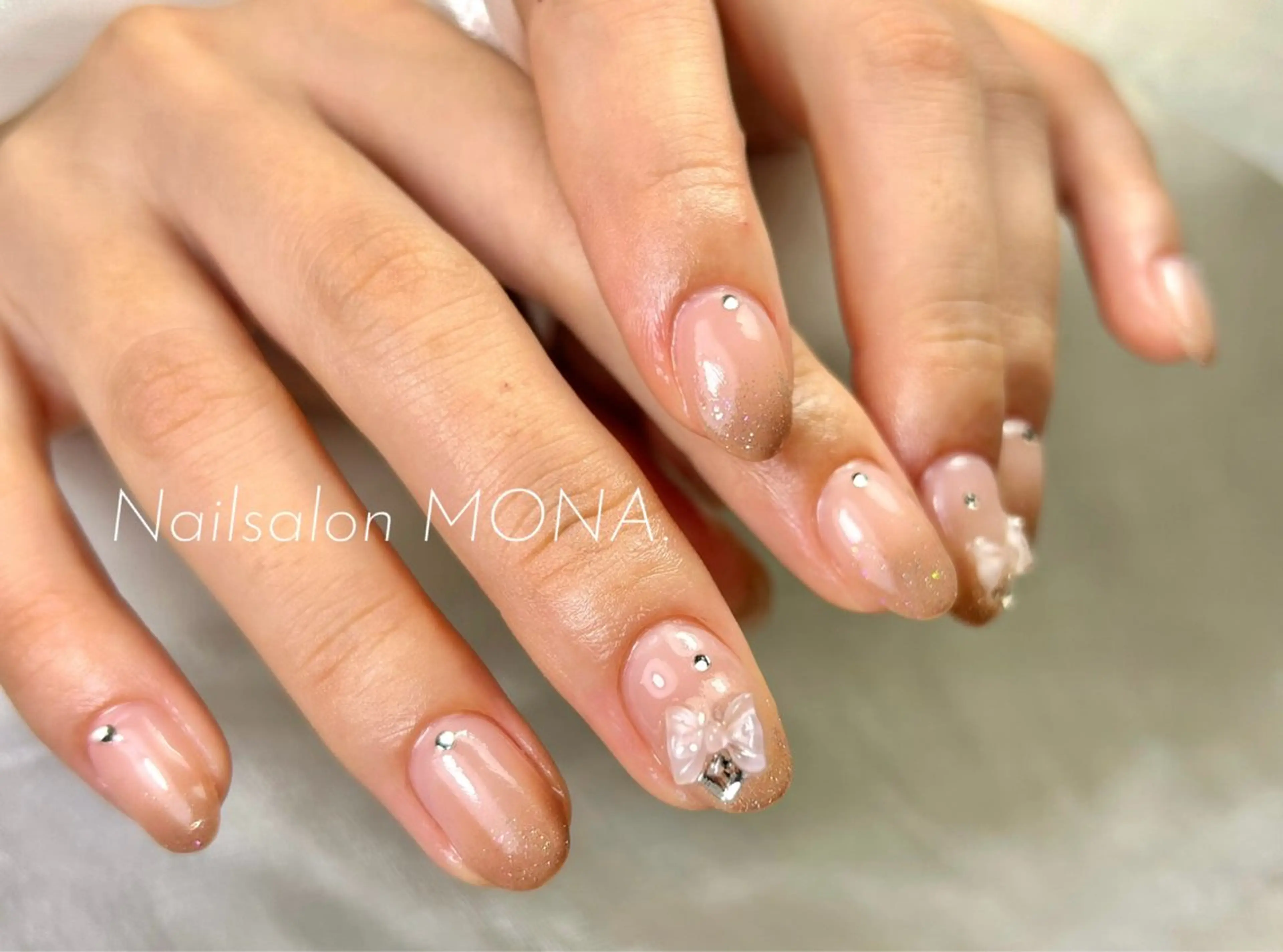 ネイル ブラウン グラデーション ラメ(グリッター) ピンク ハンドネイル Nailsalon MONA.のネイルデザイン