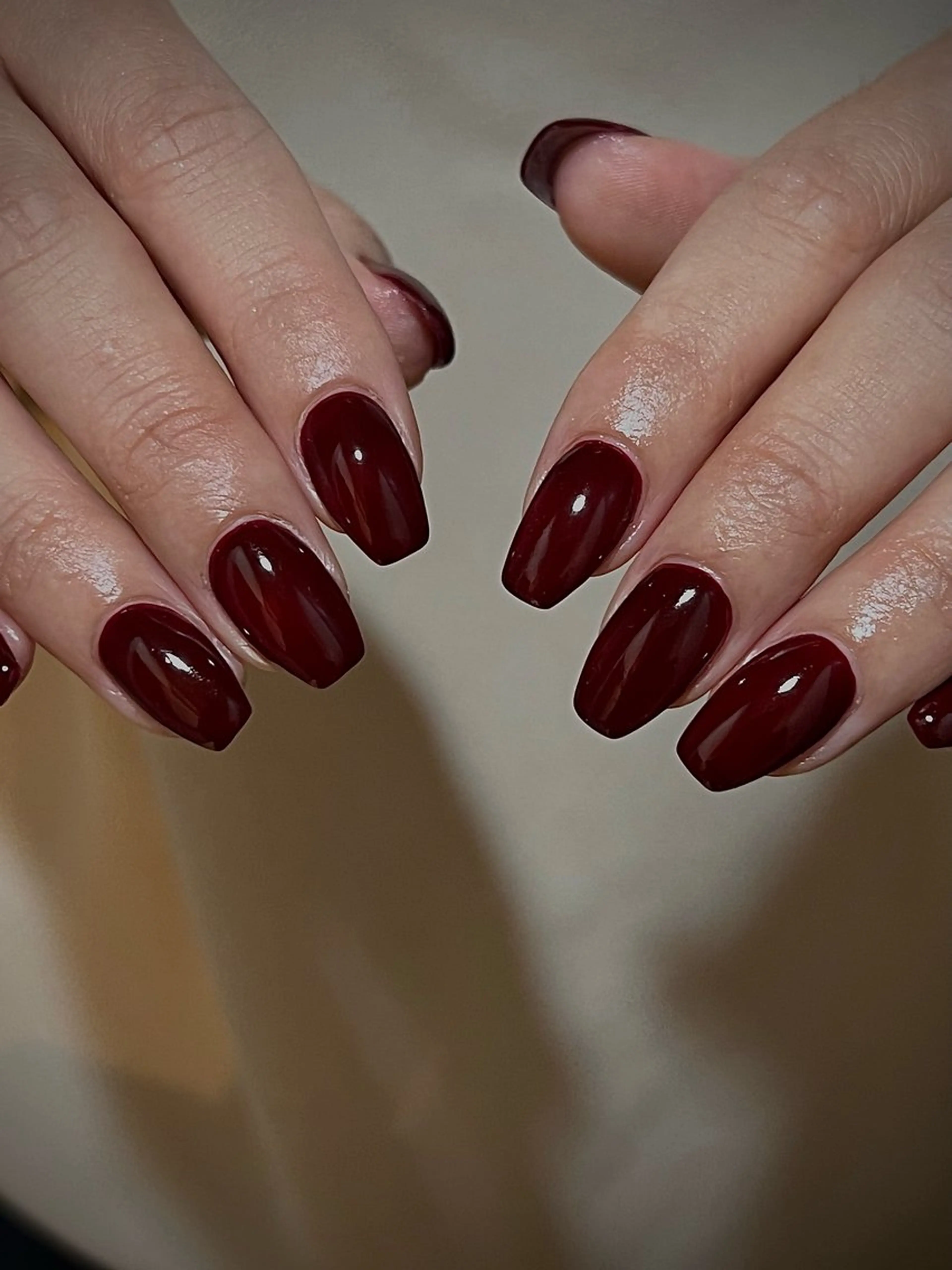 ネイル アートネイル オーロラネイル べっ甲ネイル ブルー ボルドー Cleo中目黒店 Hinahoのネイルデザイン