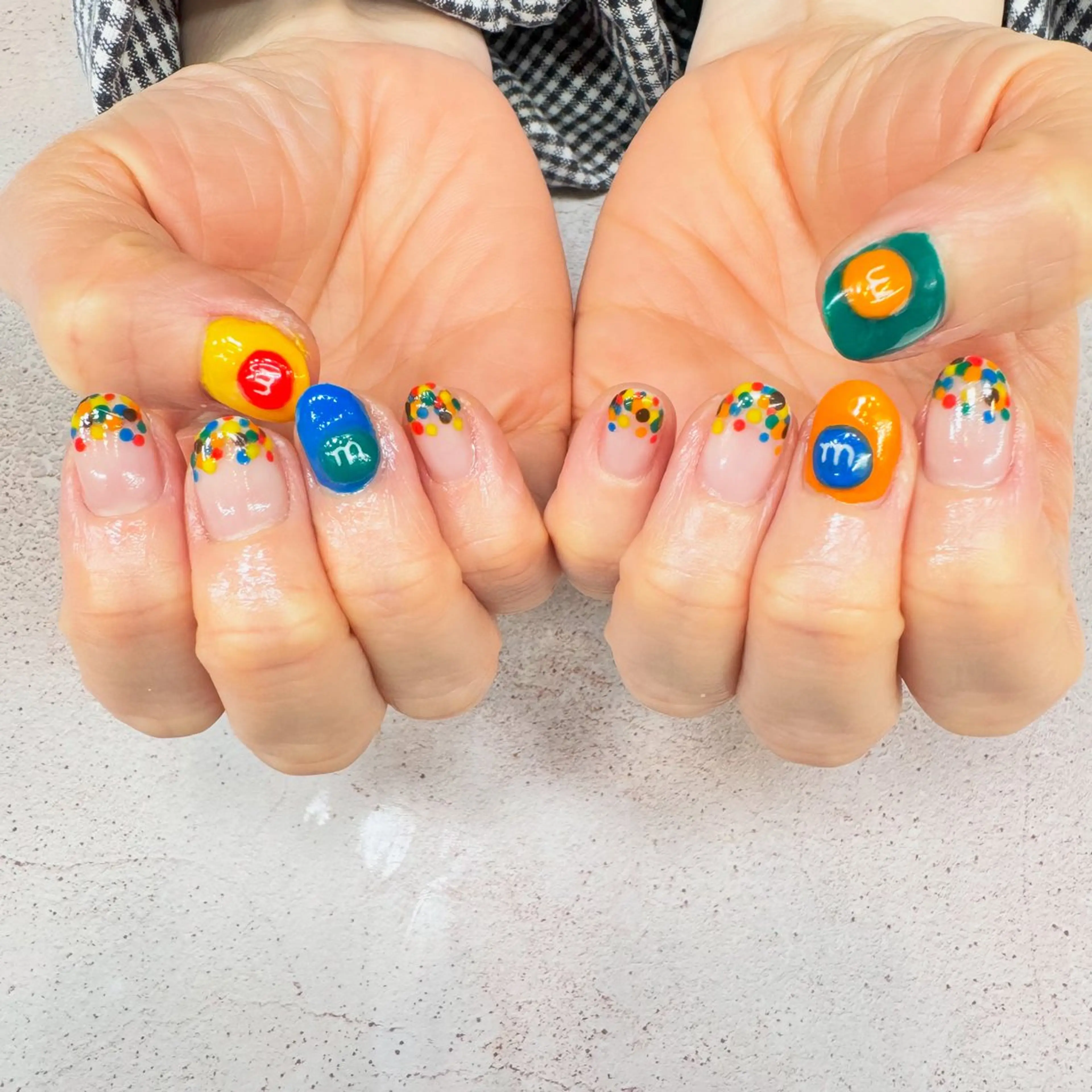 ネイル バレンタイン 重永 夏南のネイルデザイン