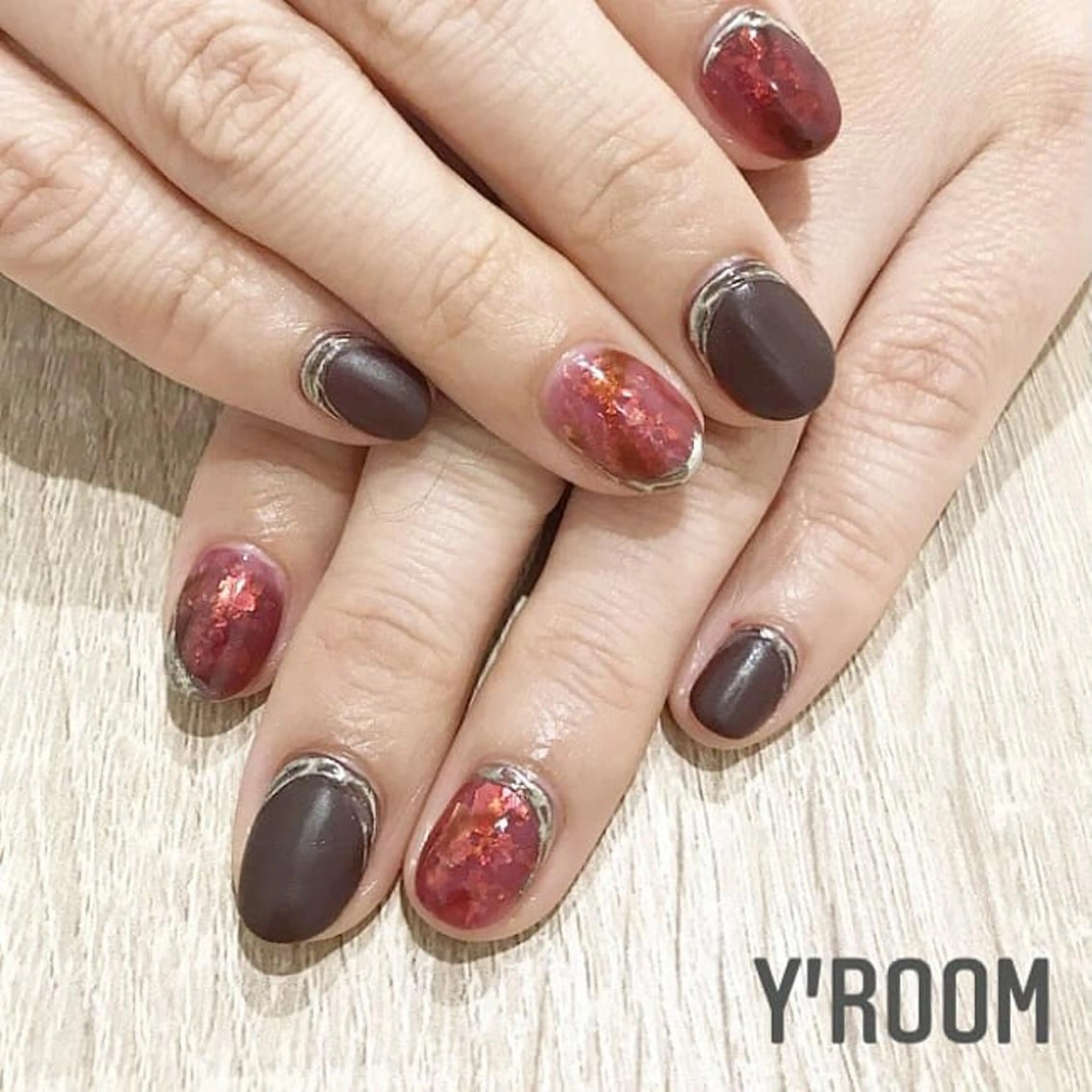 ネイル ジェルネイル マットネイル ニュアンスネイル ワンカラーネイル パラジェル ハンドネイル YUKA （ネイリスト）のネイルデザイン