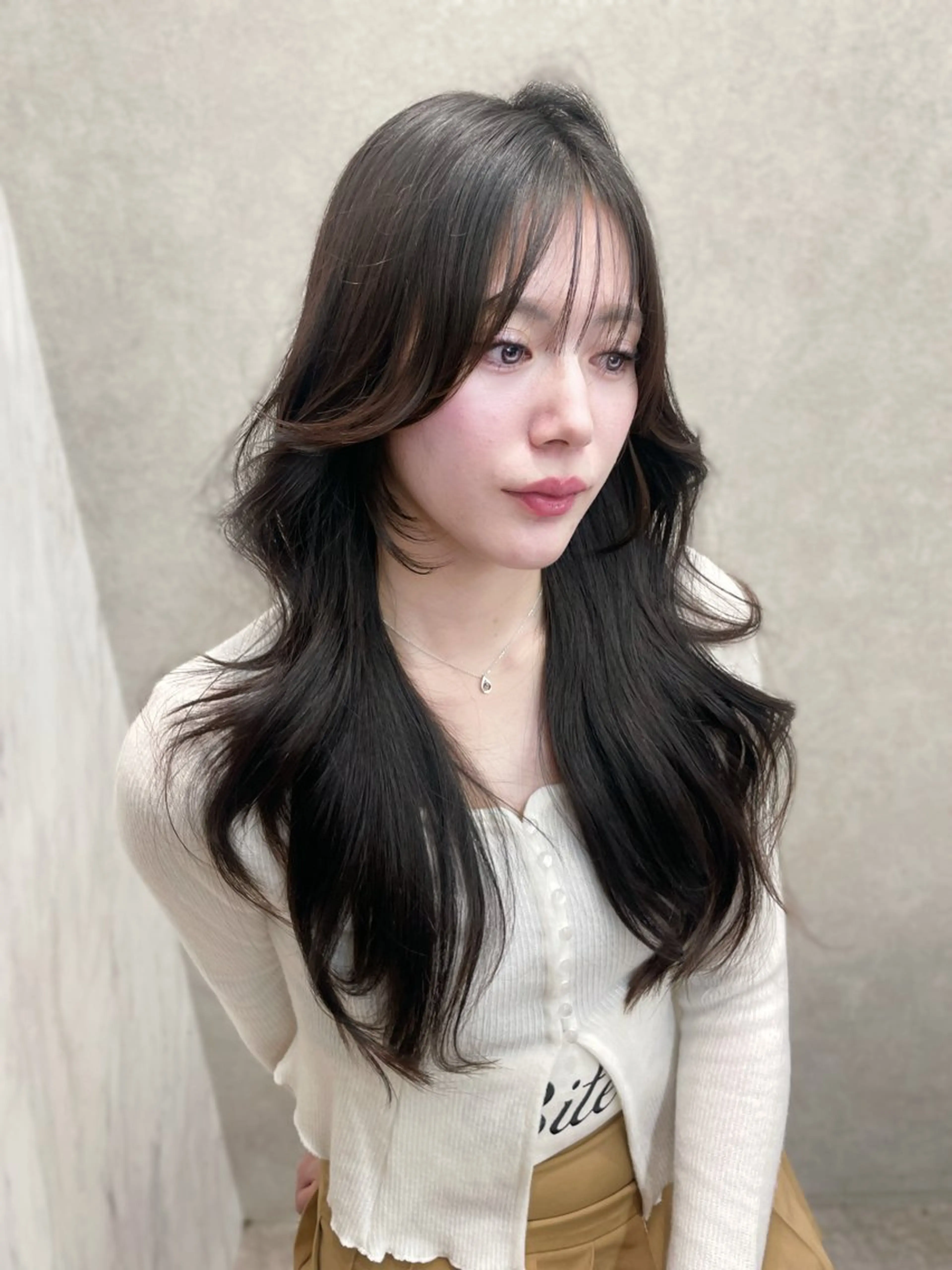 セミロング カット ヘアカラー MOE 福岡韓国ヘア✧︎のヘアスタイル