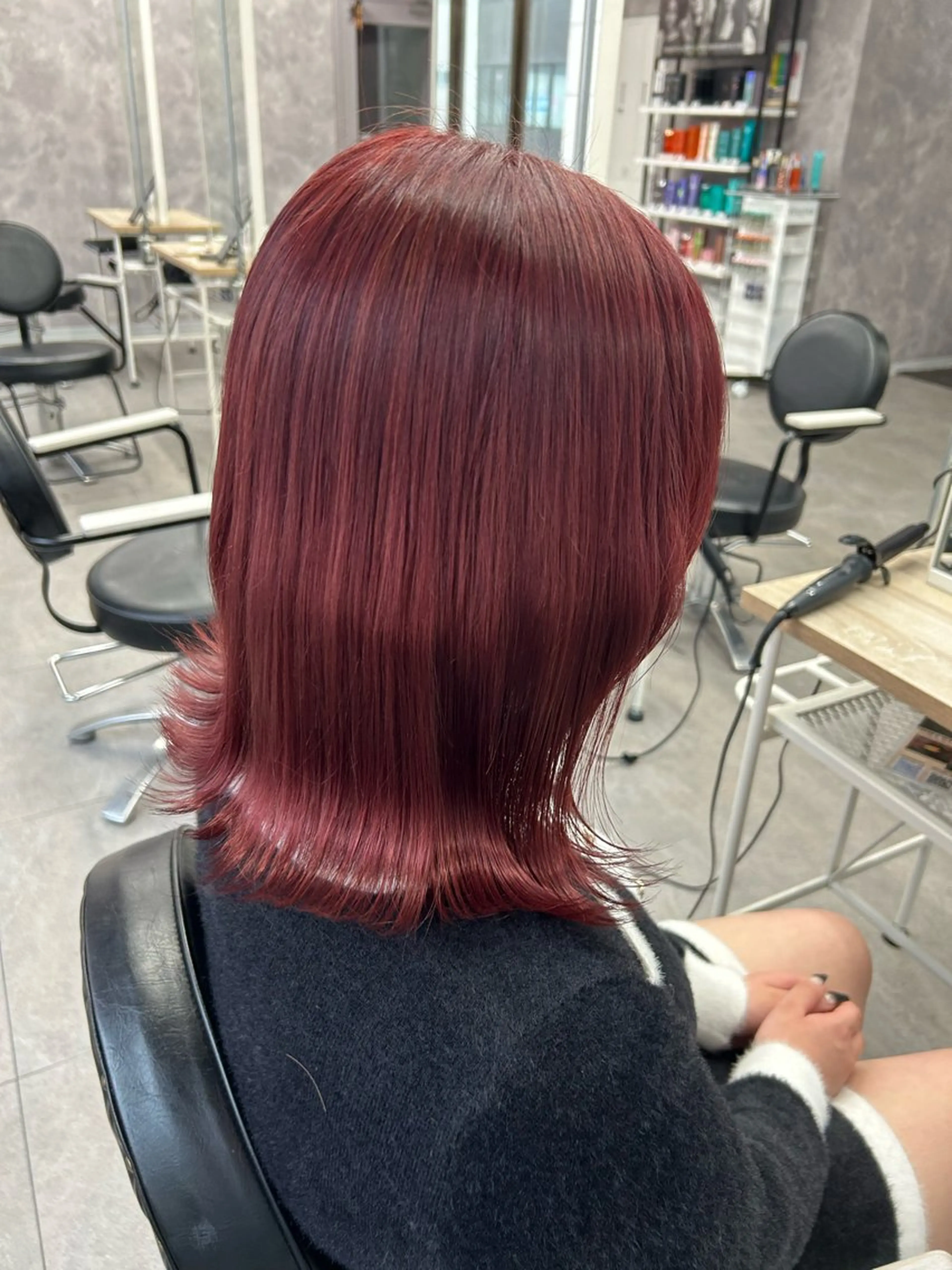 ミディアム カラー ヘアアレンジ MOMO艶髪 🩵モテカラーのヘアスタイル