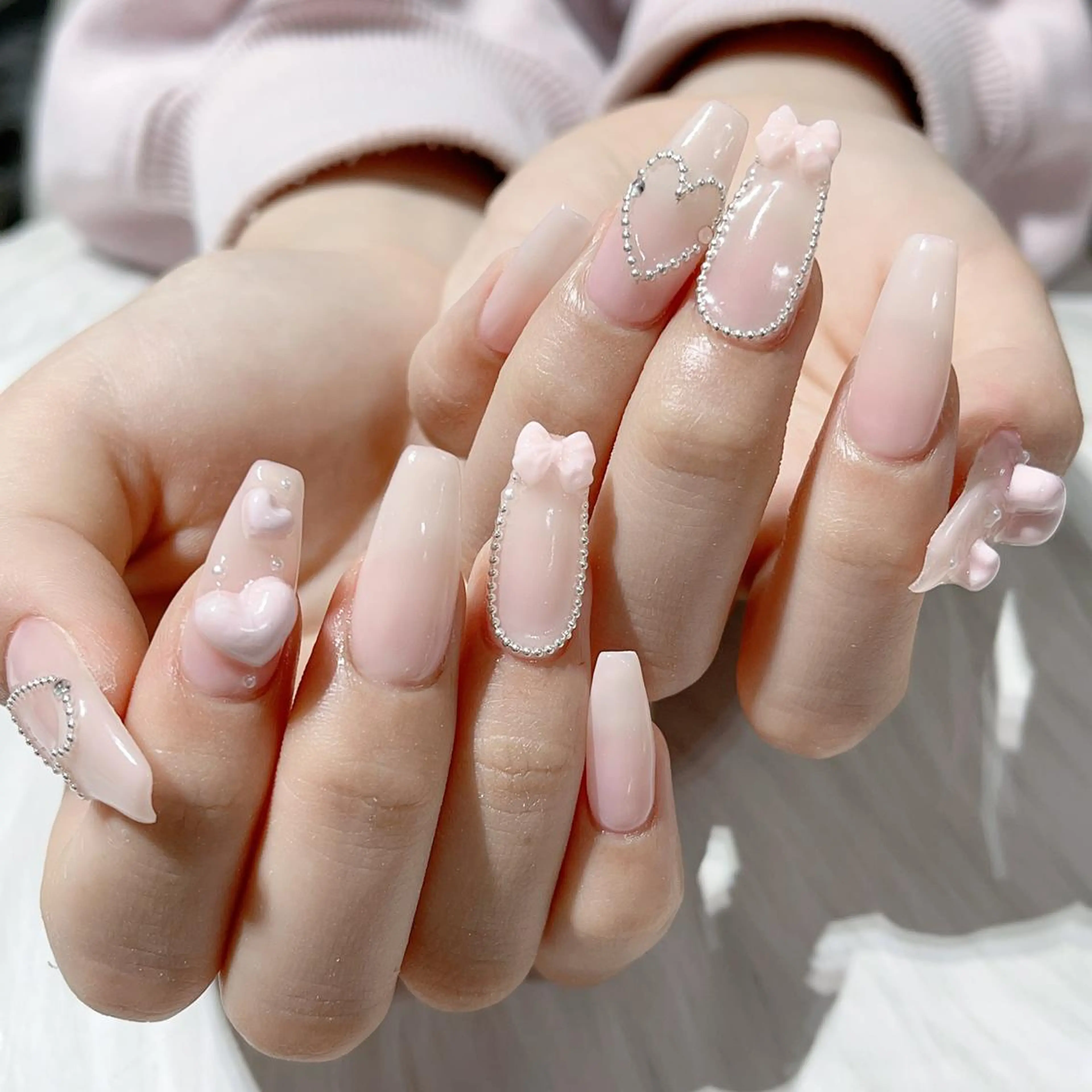 ネイル ハンドネイル Queens PUPUのネイルデザイン