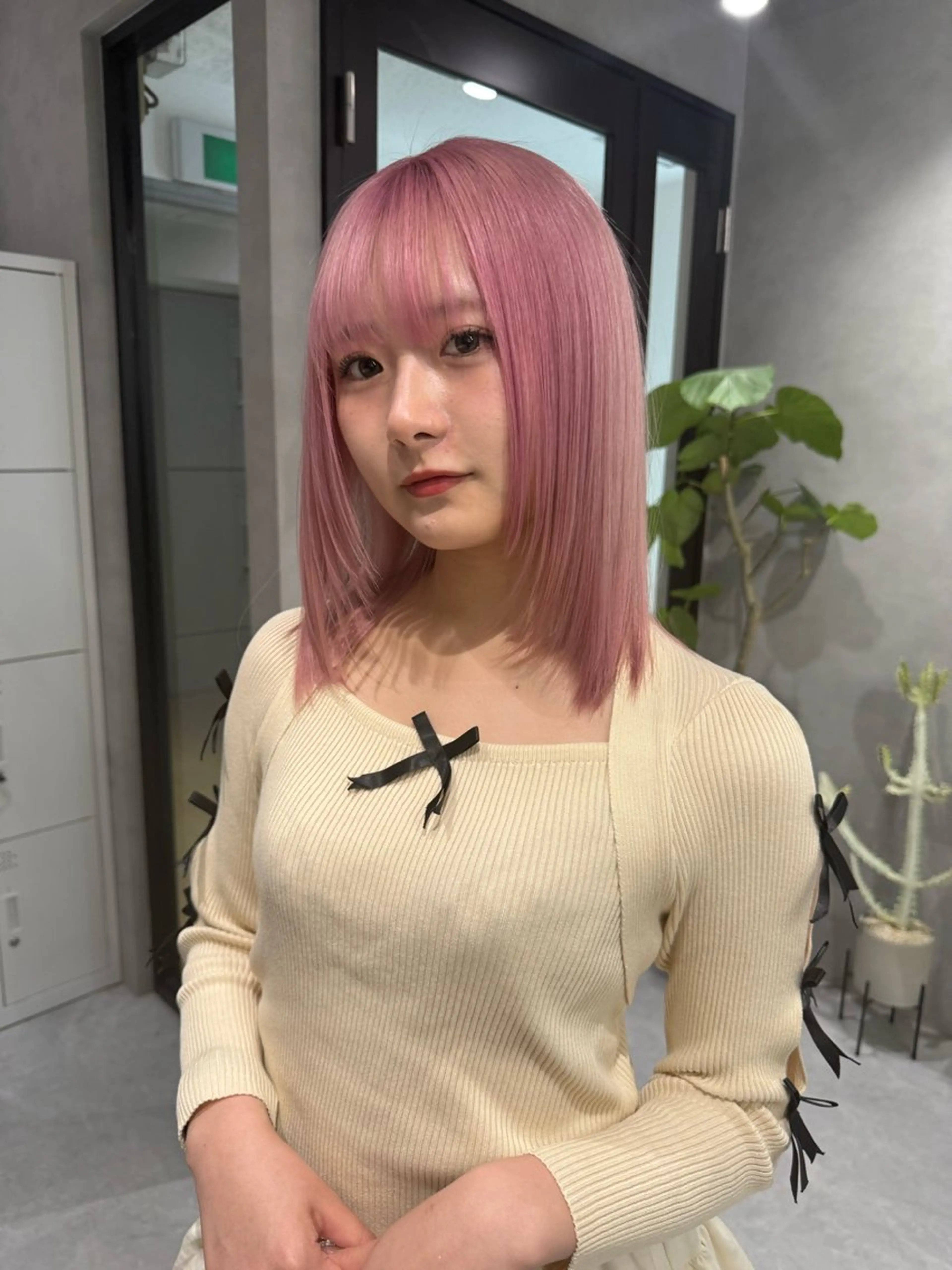 セミロング ヘアカラー ホワイトカラー/梅田 デザインカラー/しんのヘアスタイル