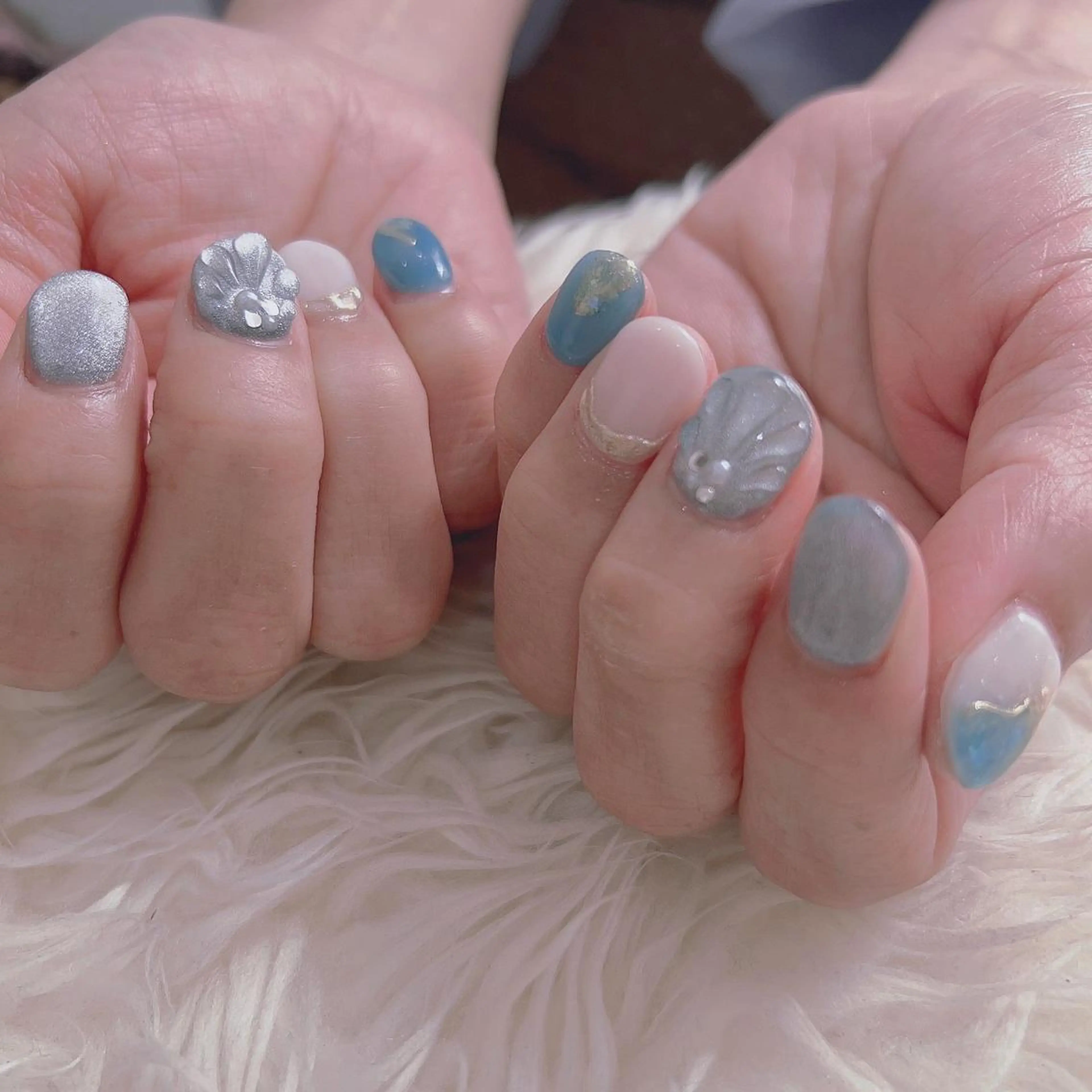 ネイル マツエク・マツパ アイブロウ 眉カラー 韓国風マツエク パリジェンヌラッシュリフト まつげパーマ ワンホンマツエク ハンドネイル Nail&eye Belire 新宿のネイルデザイン