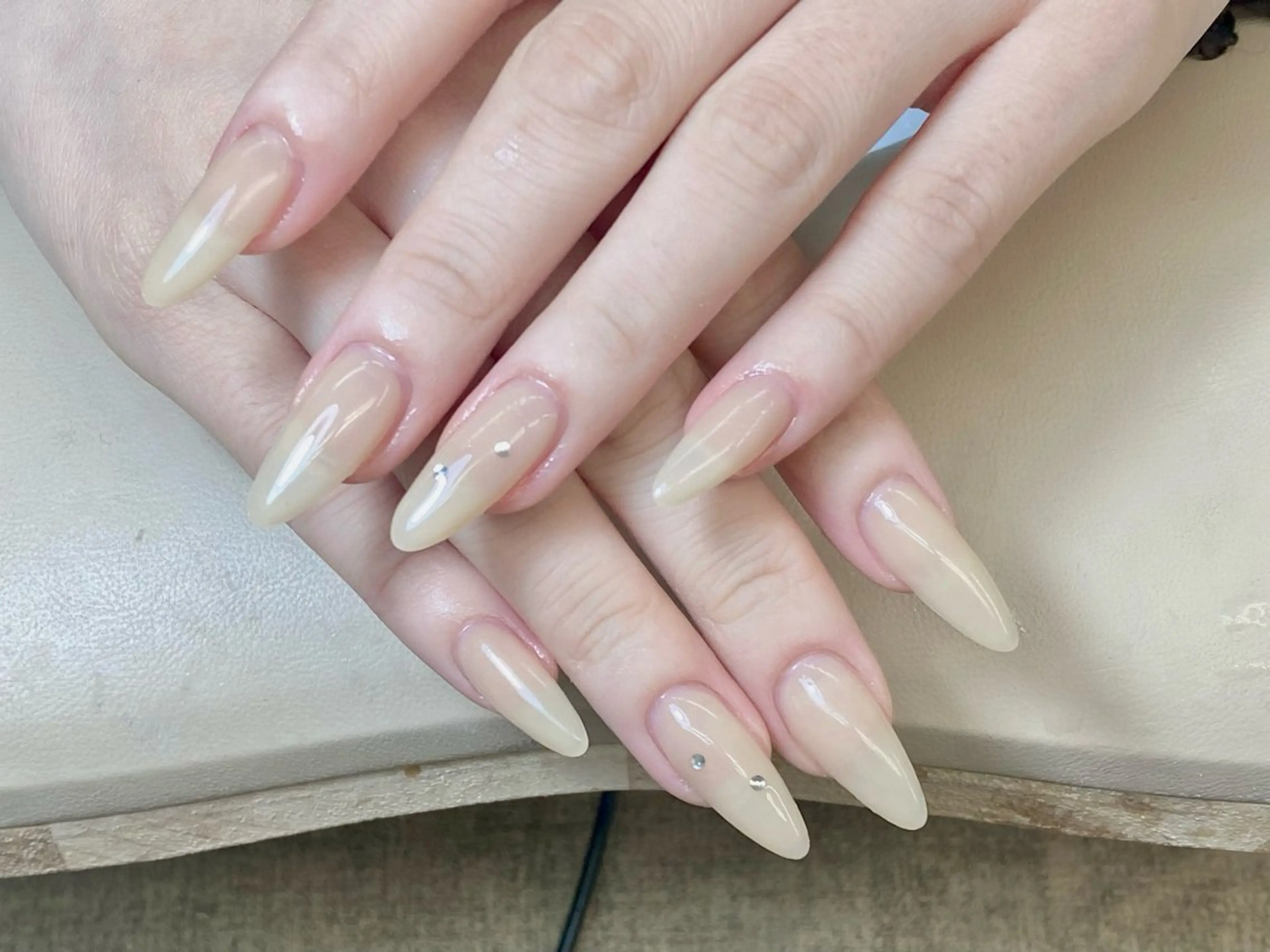 カラー Anna Nail 秋(アキ)のネイルデザイン