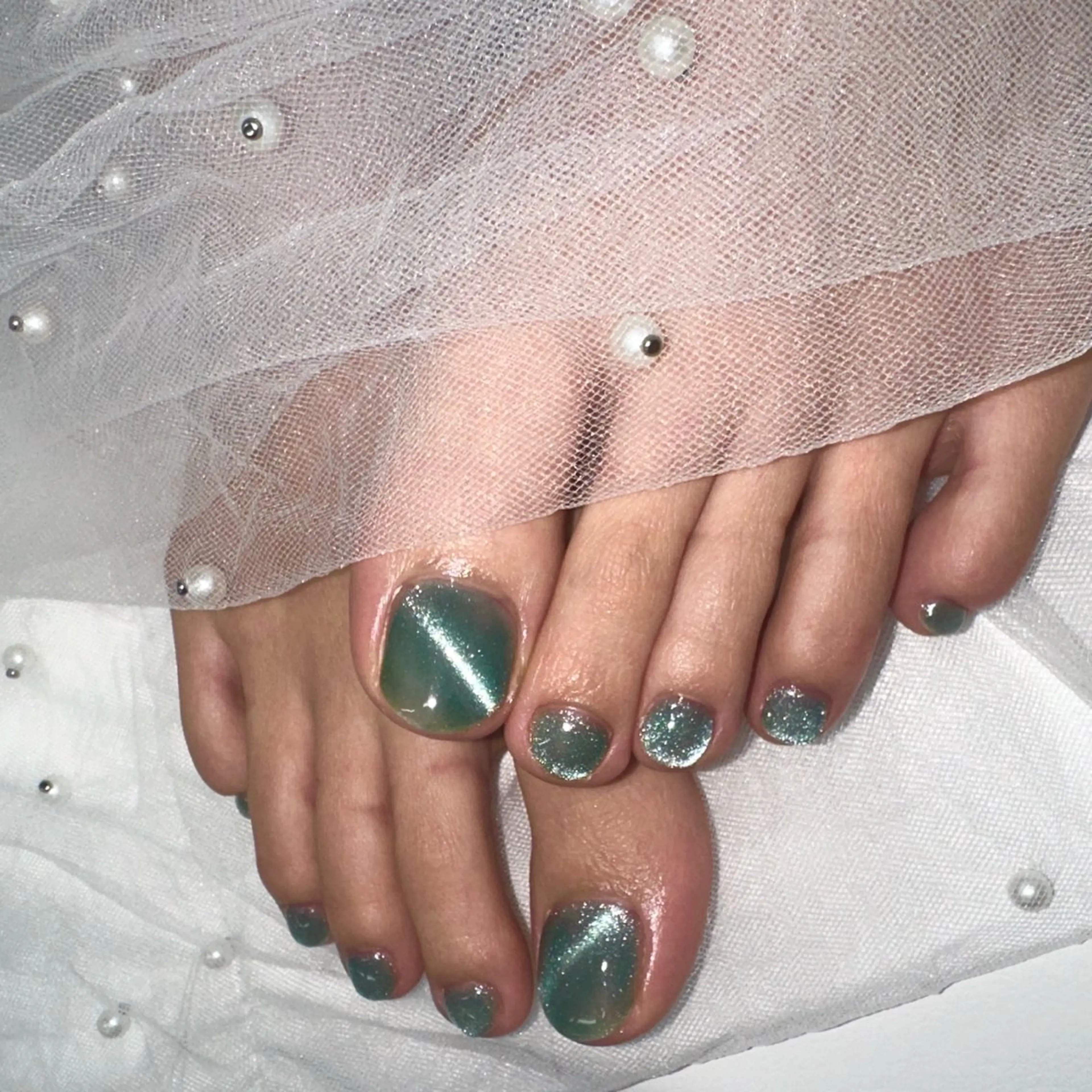 ネイル アートネイル ジェルネイル グラデーション キラキラネイル ラメ(グリッター) フットネイル Viola. 優花のネイルデザイン