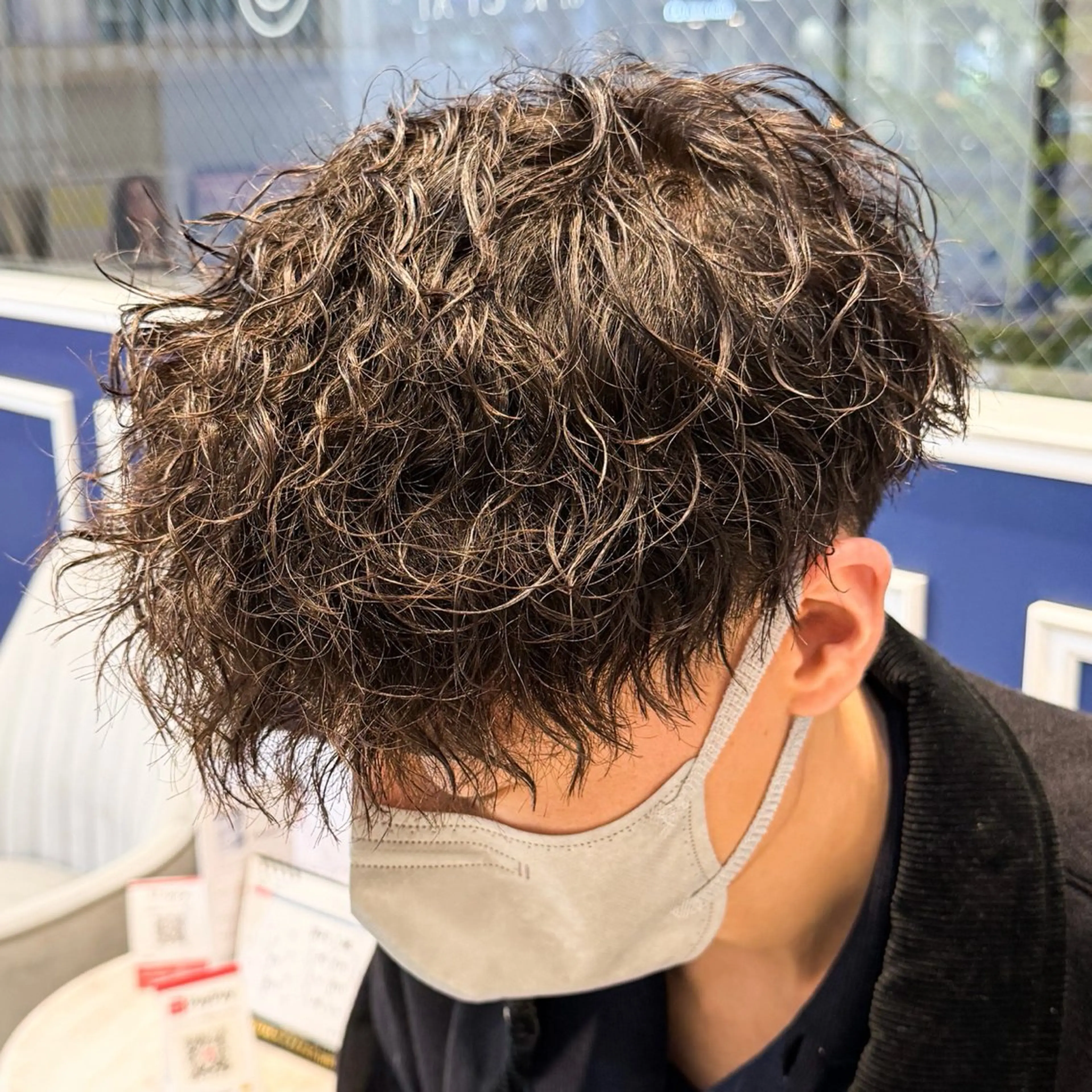 ショート パーマ メンズ メンズパーマ ツイストスパイラルパーマ スパイラルパーマ カット 吉田 新平のヘアスタイル
