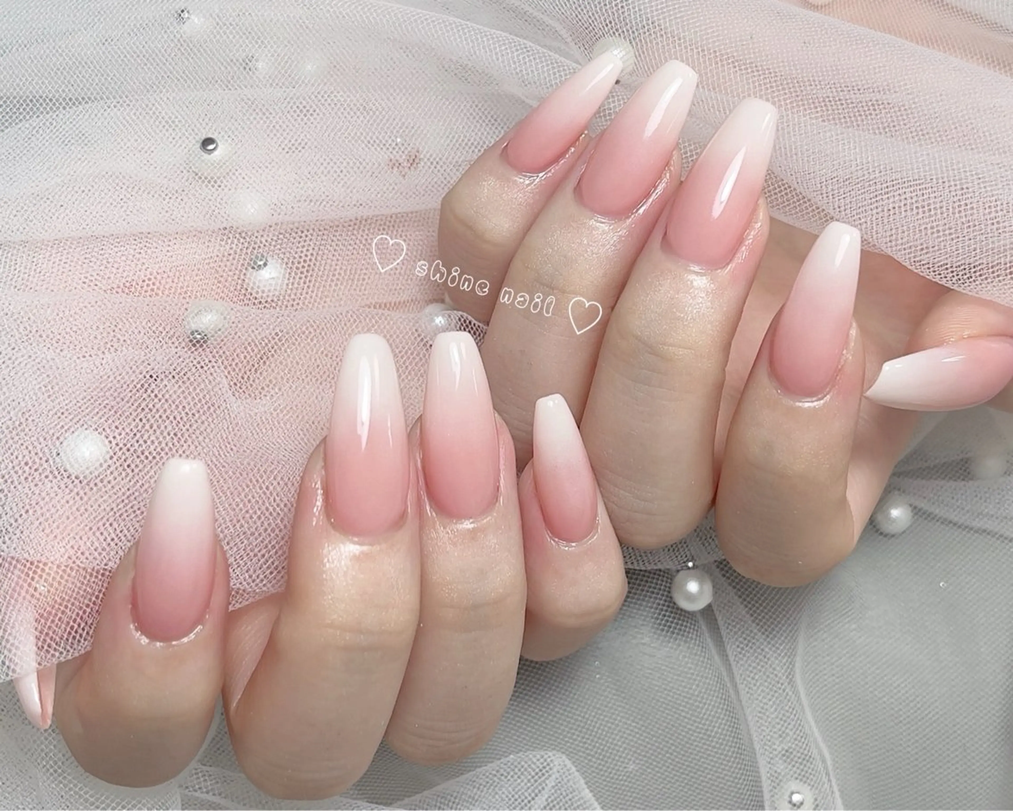 ネイル サイナ🎀 長さだし&デザインのネイルデザイン
