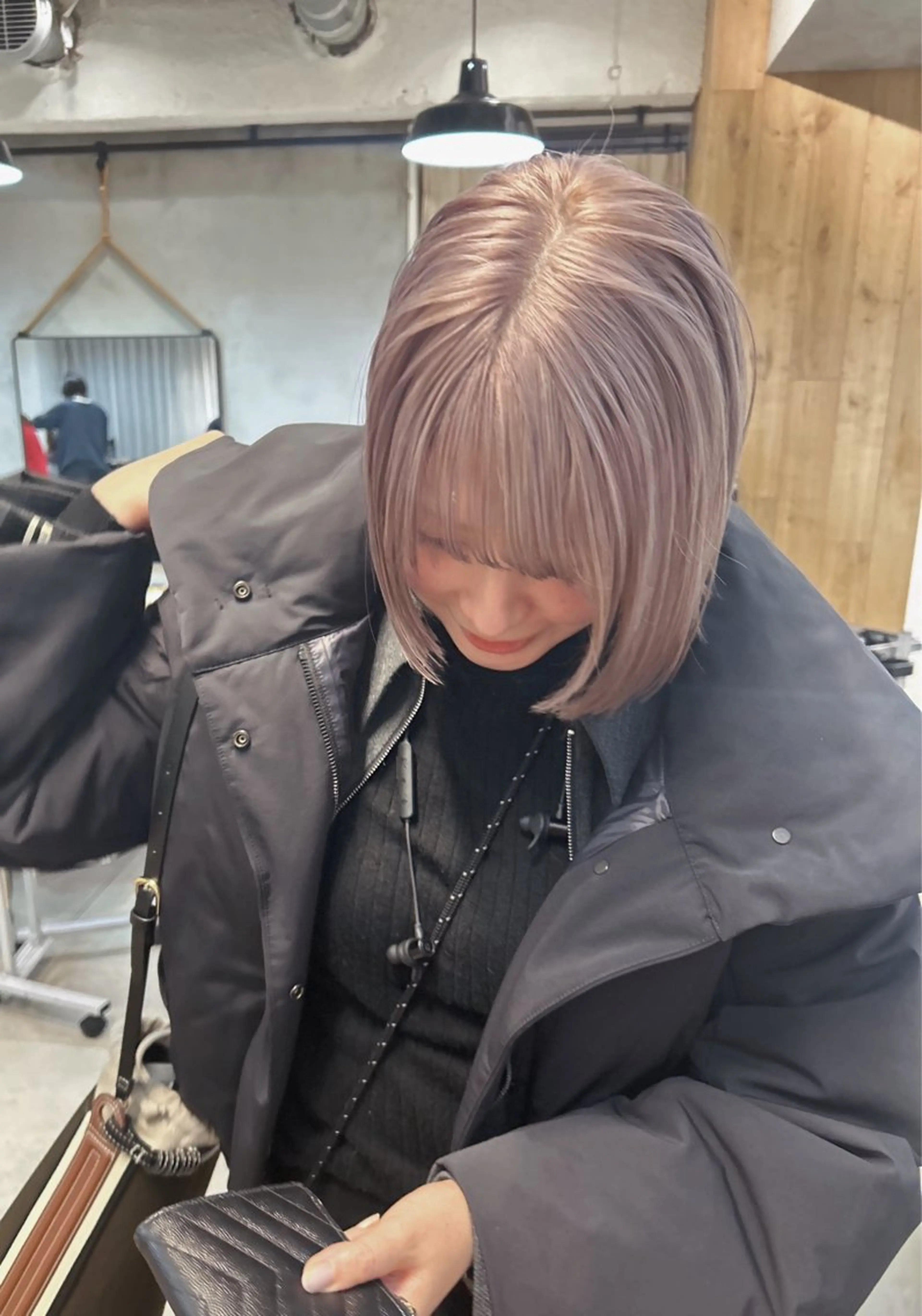 ショート カラー ヘアカラー トリートメント ハイトーンボブ 前田 表参道　グレージュのヘアスタイル