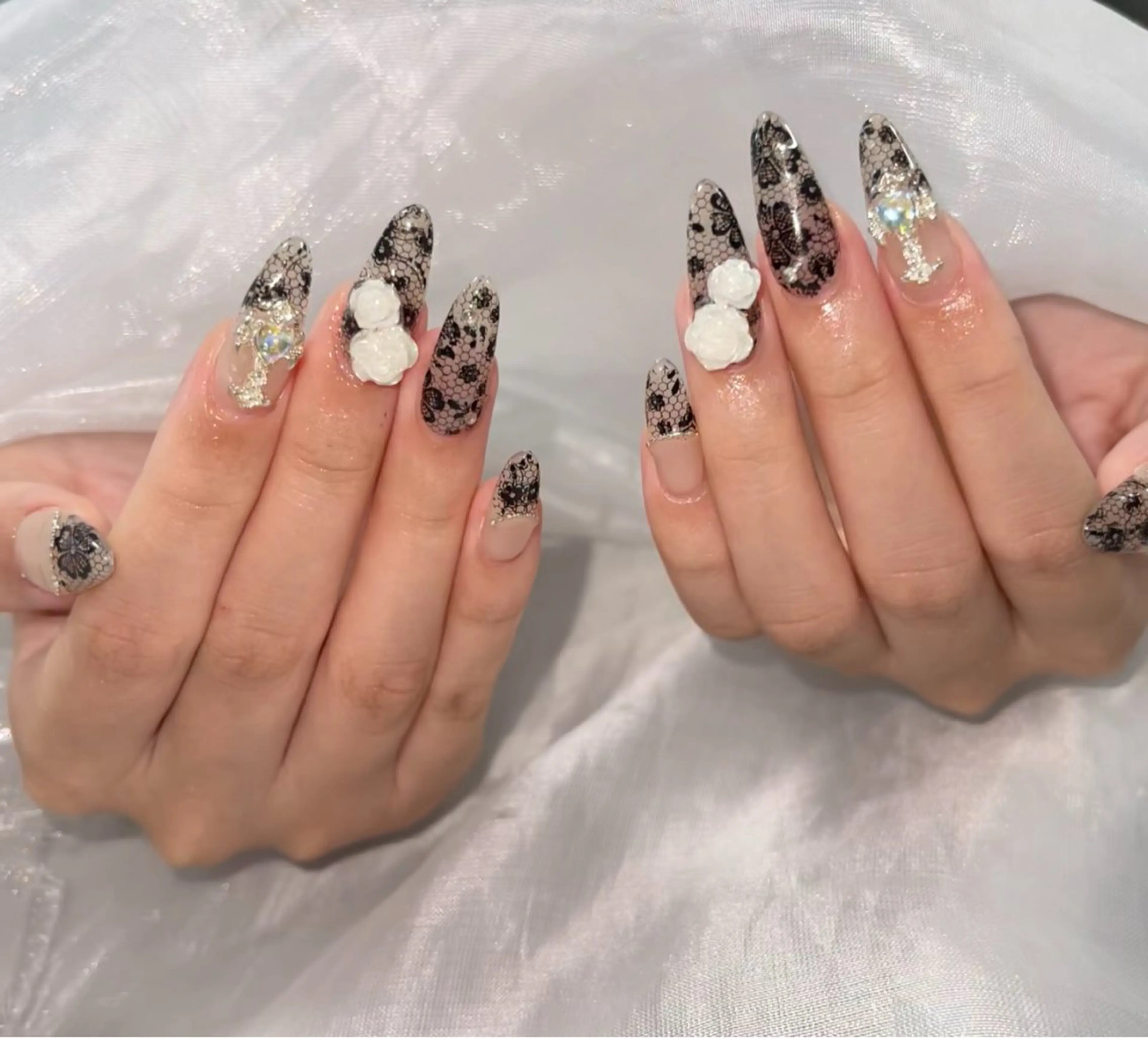 ネイル オーロラネイル クリアネイル フラッシュネイル ジェルネイル グラデーション ZUZU AMEE NAILのネイルデザイン