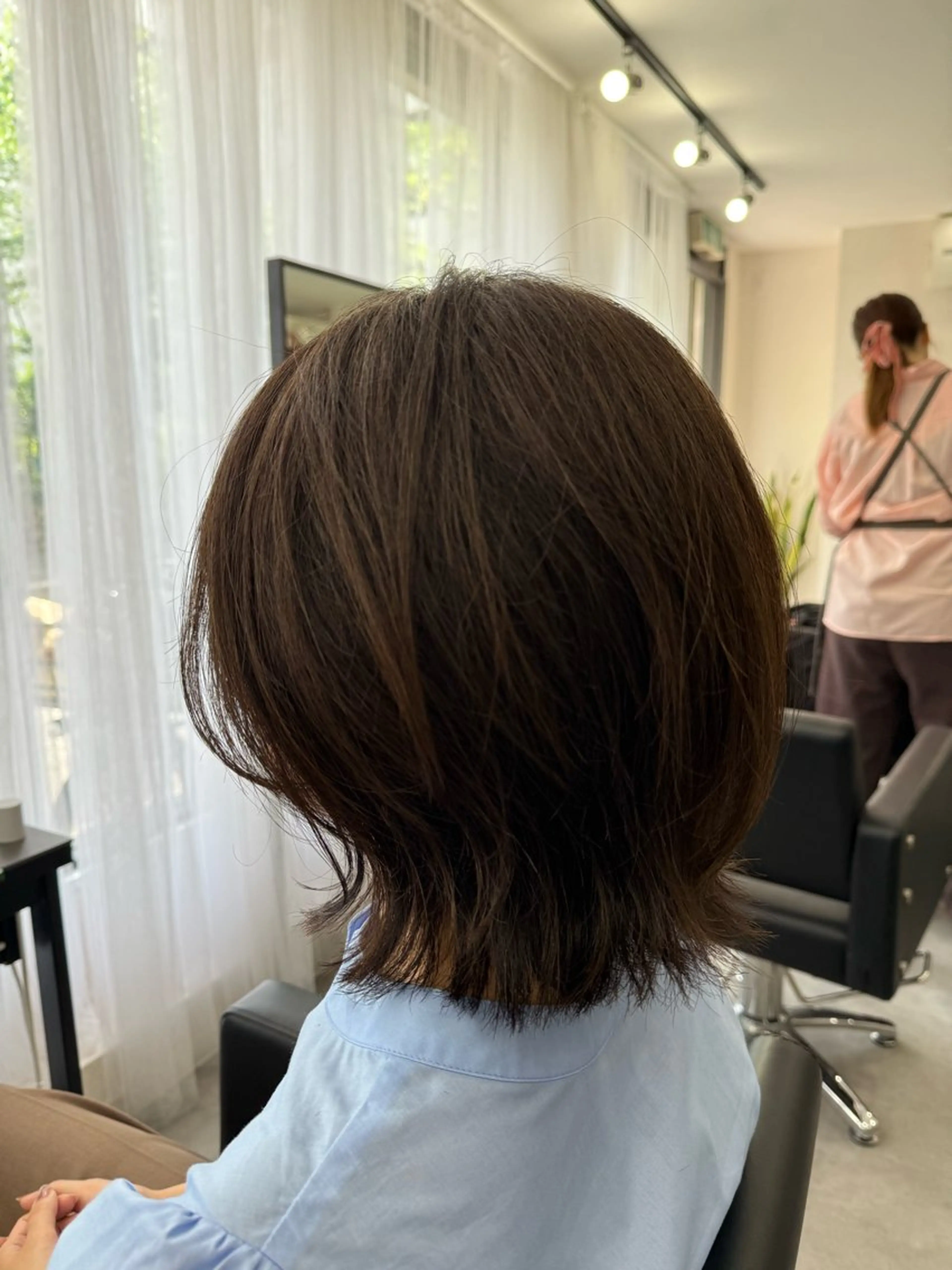 ミディアム カット ヘアカラー 【CLOVE】阿世賀 潤のヘアスタイル