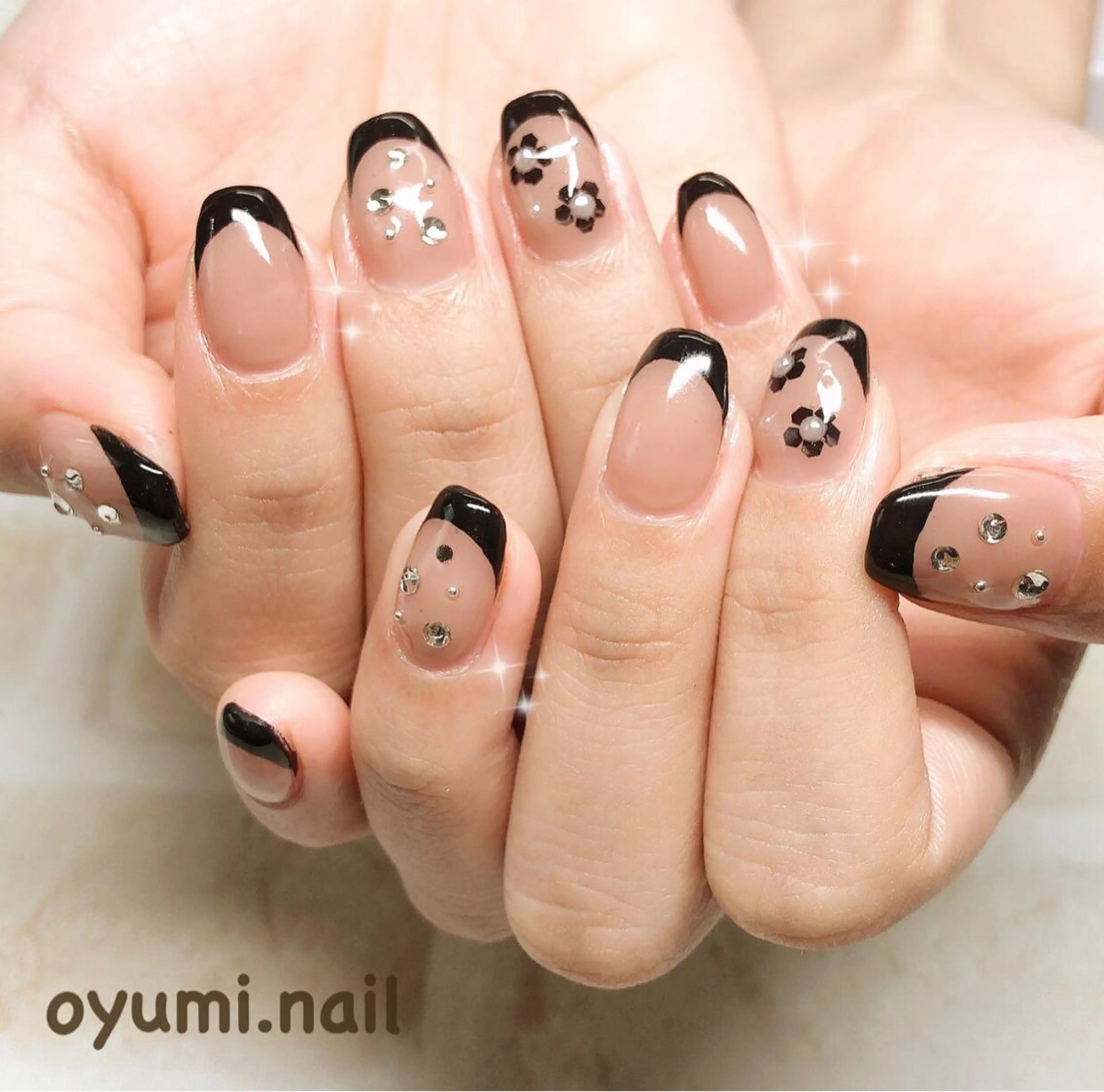 ネイル フレンチネイル ジェルネイル グラデーション パラジェル スクエアネイル ハンドネイル takanashi yumiのネイルデザイン