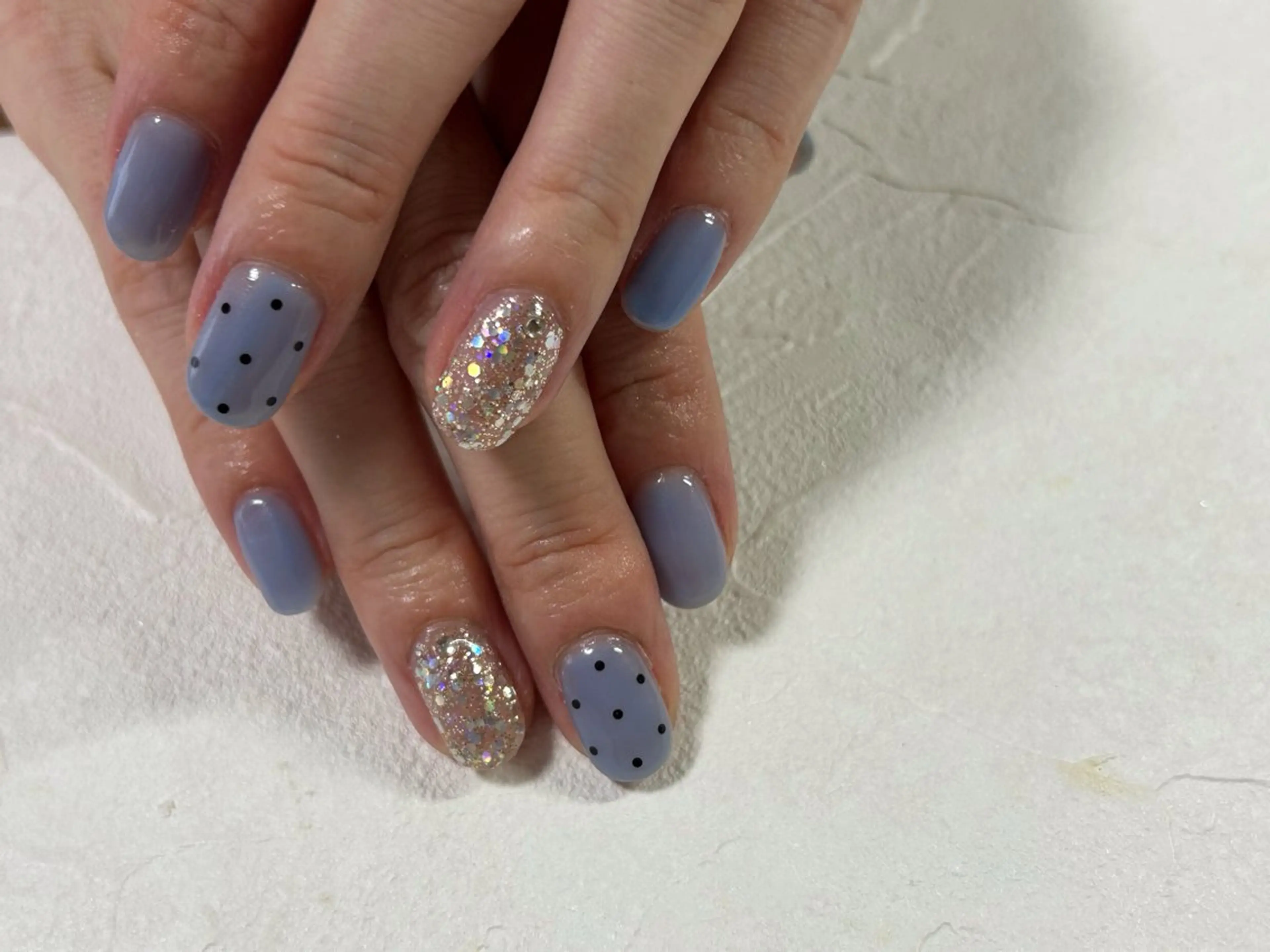 ネイル オーロラネイル ドット フットネイル フレンチネイル ジェルネイル ハンドネイル kiki nail &brow二子玉川の眉毛・アイブロウイメージ
