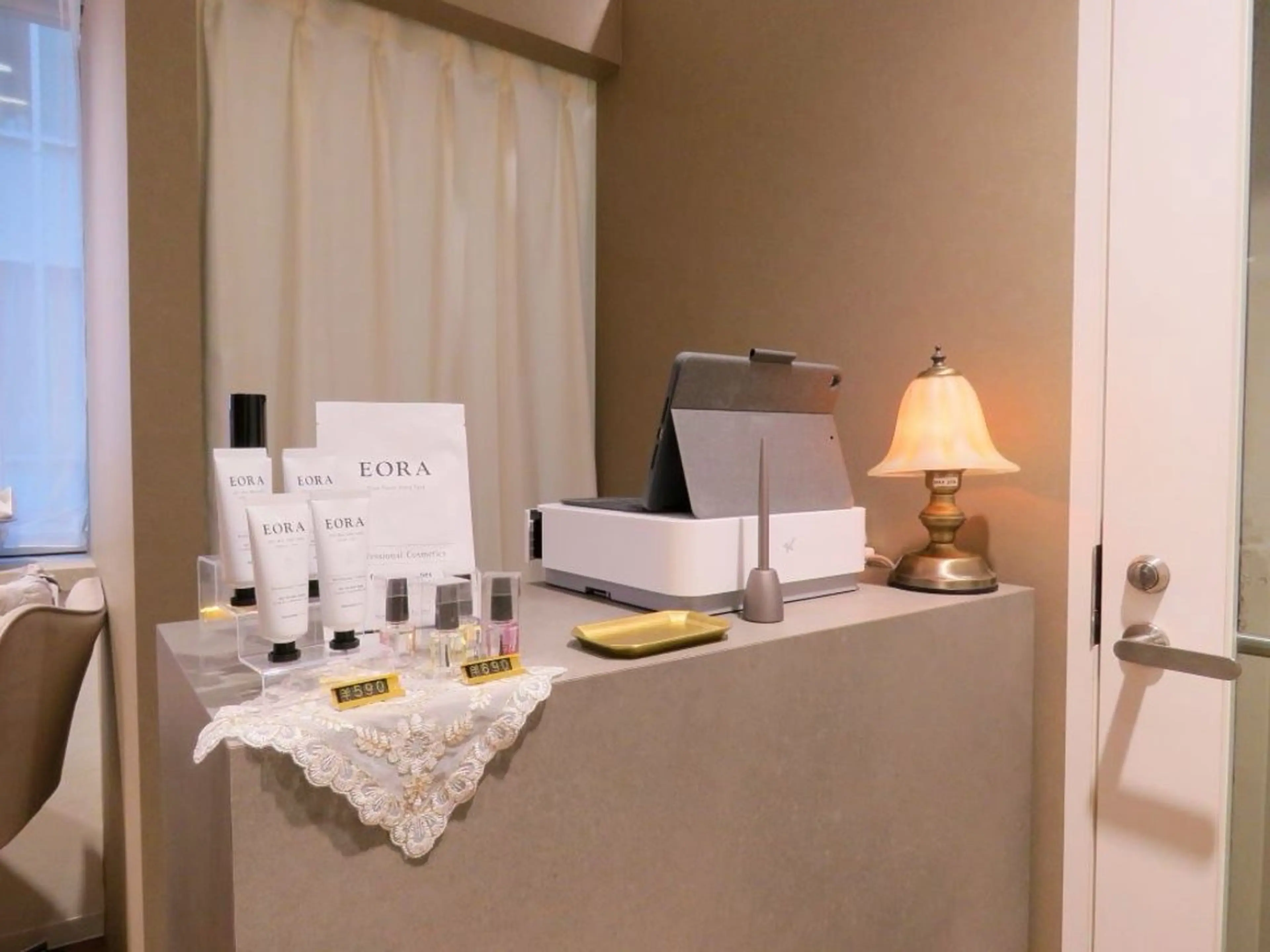 ネイル &robe 銀座 suzuのネイルデザイン