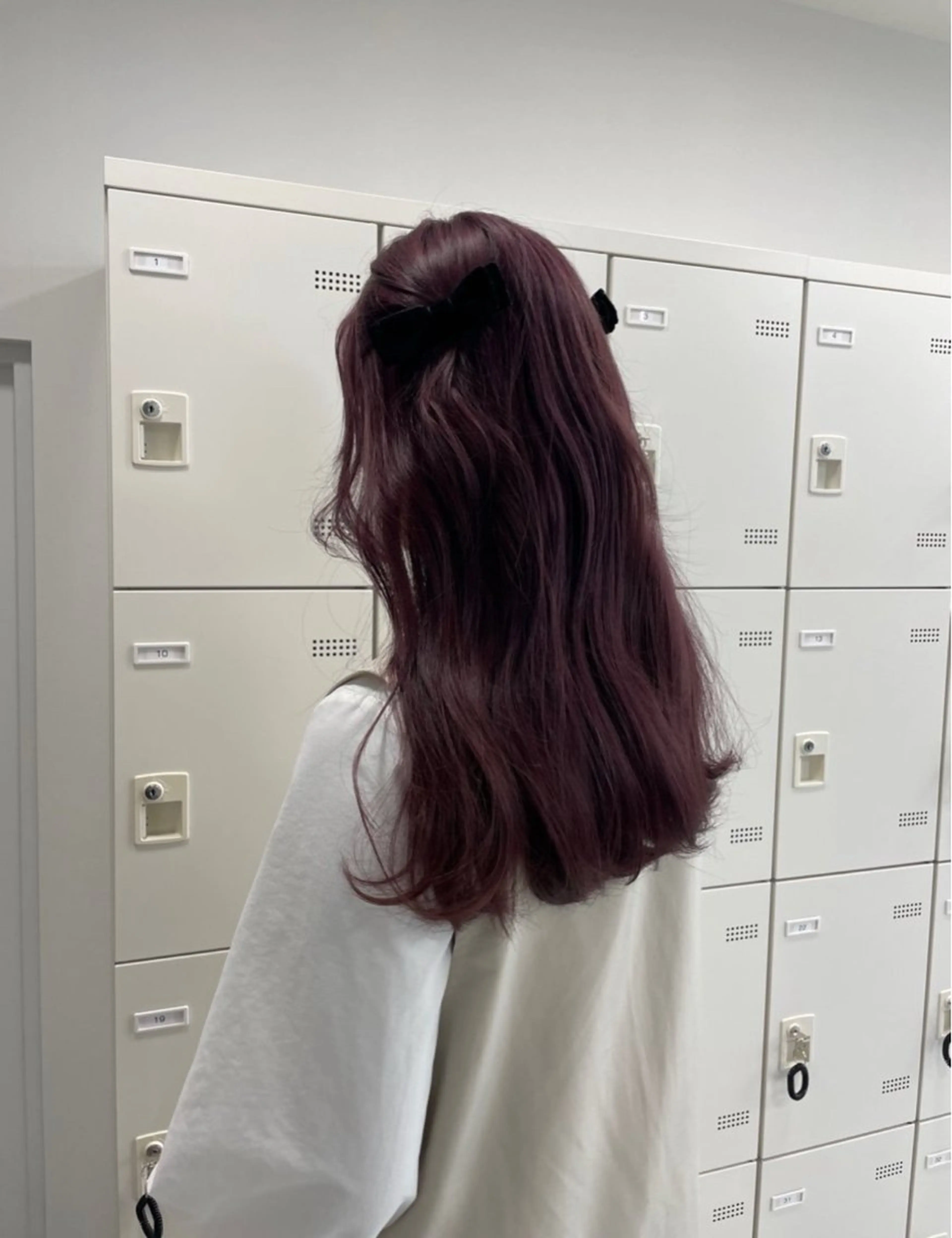 ロング 韓国ヘア/ブリーチ無 しWカラー/オリーブのヘアスタイル