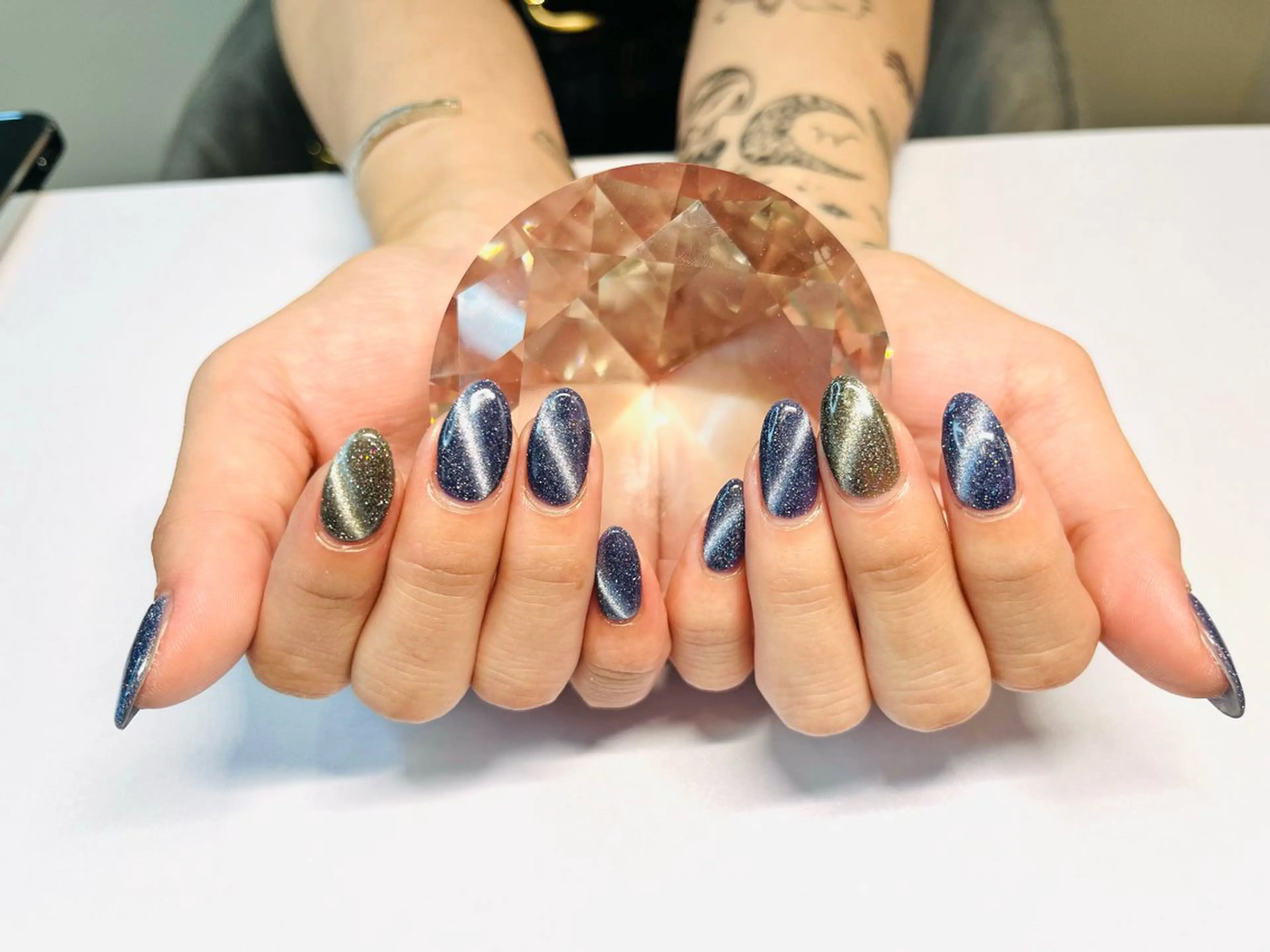 ネイル マグネットネイル オフィスネイル シンプルネイル 夏ネイル ハンドネイル プライベートサロン N's Nailのネイルデザイン