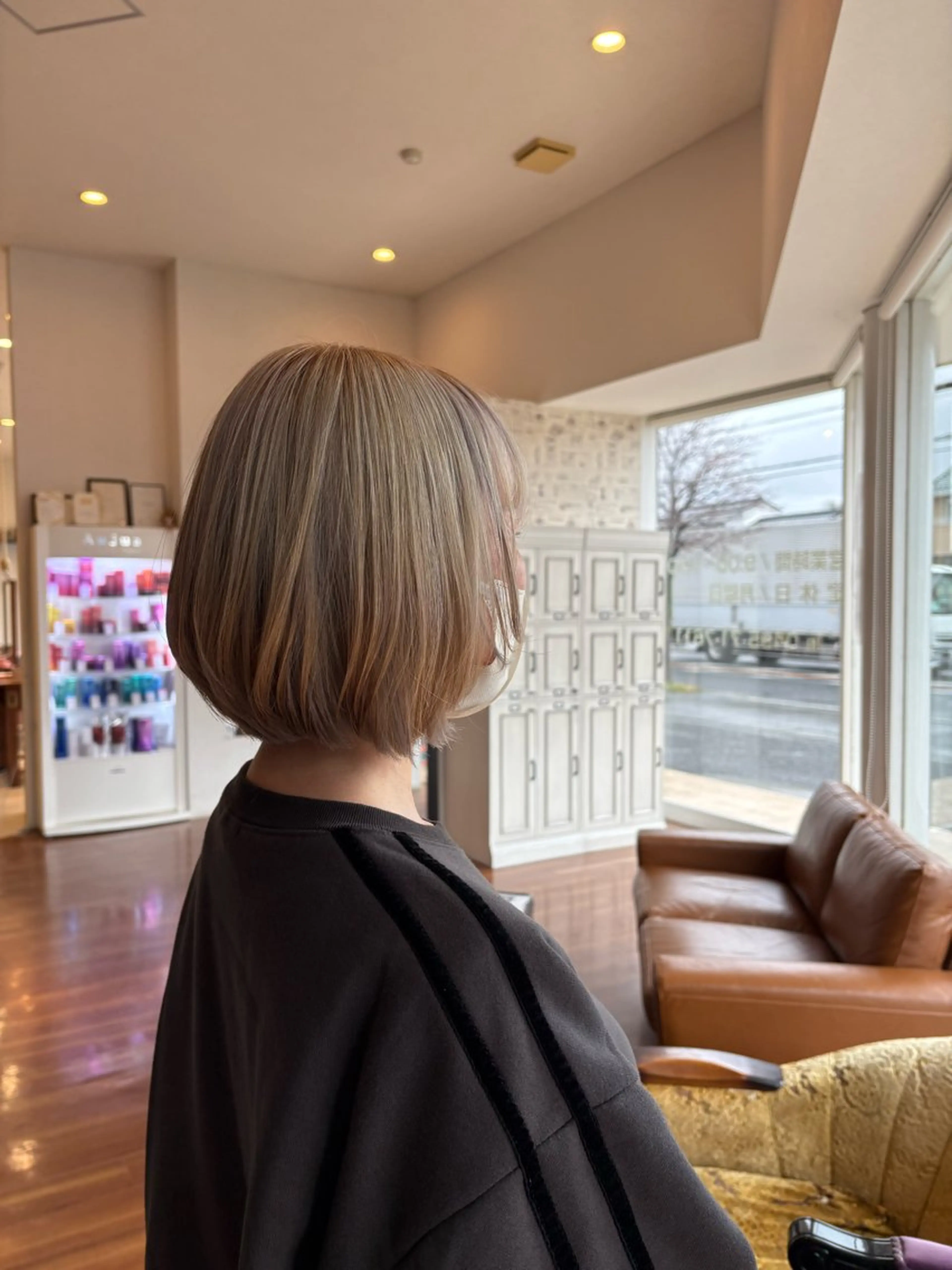 カラー 高橋 彩のヘアスタイル